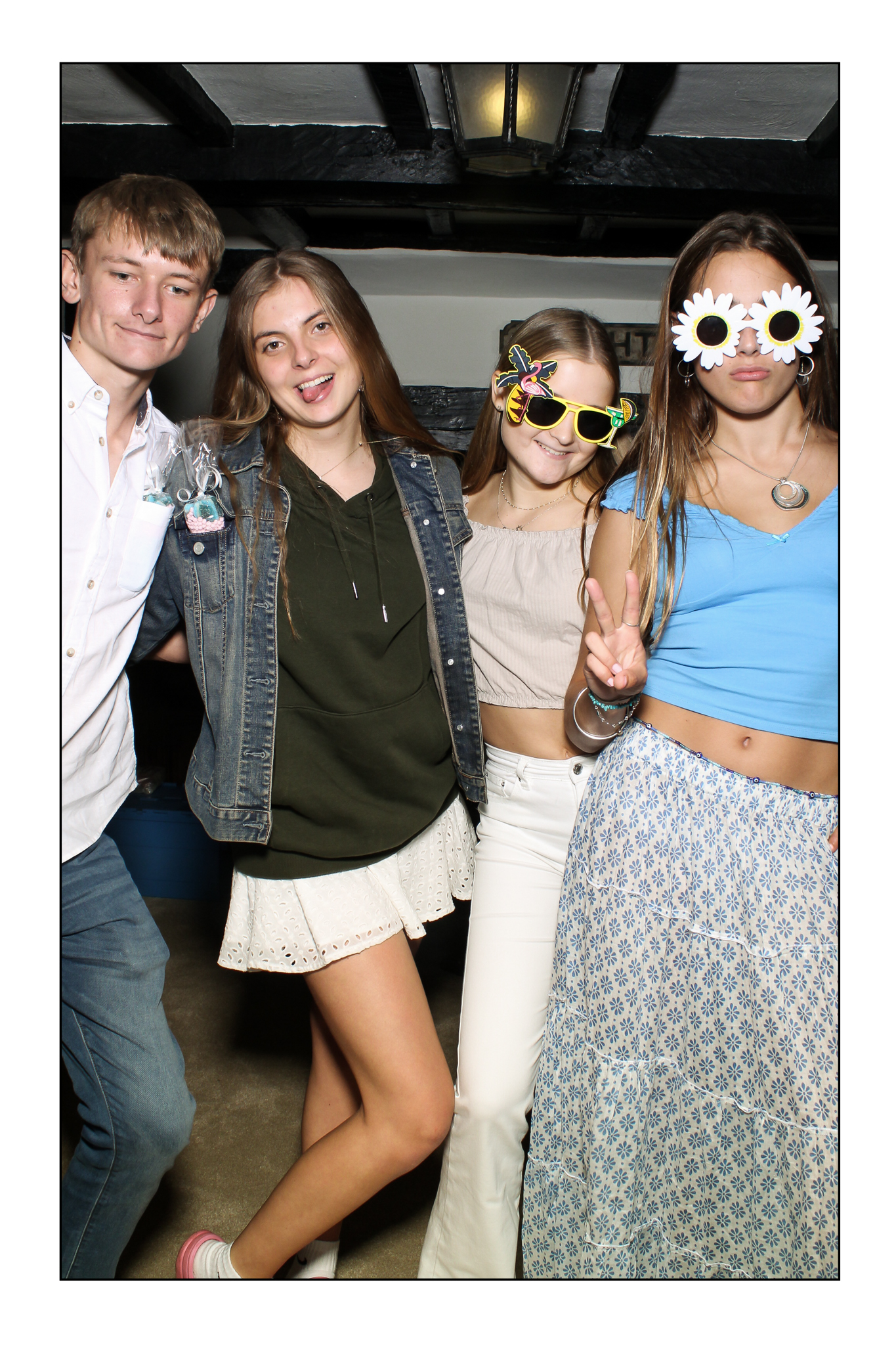 Lauren's 18th - Selfie Mirror | View more photos from the event at gallery.freshbooths.com/u/FreshBooths/Laurens-18th-Selfie-Mirror