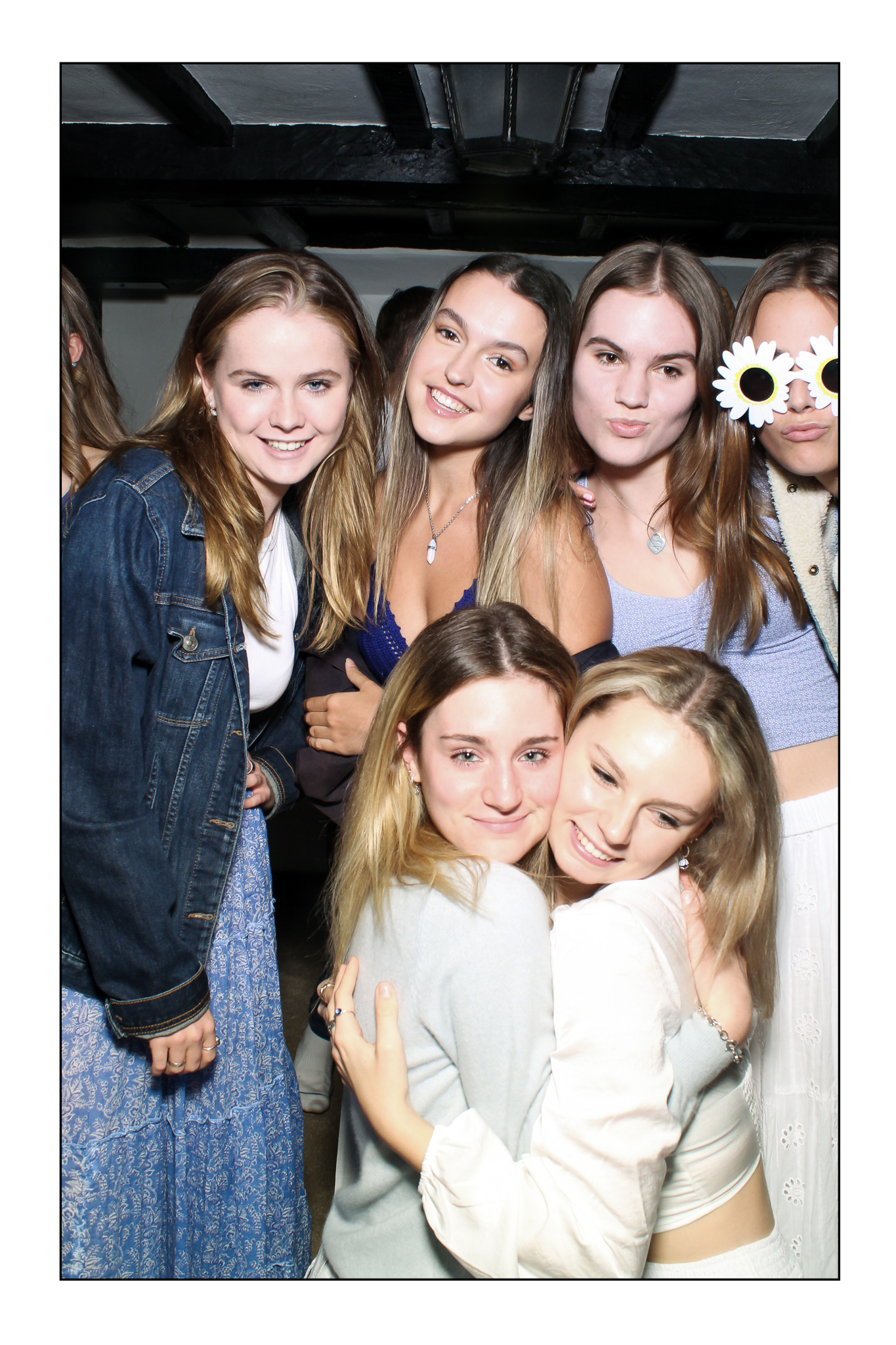 Lauren's 18th - Selfie Mirror | View more photos from the event at gallery.freshbooths.com/u/FreshBooths/Laurens-18th-Selfie-Mirror