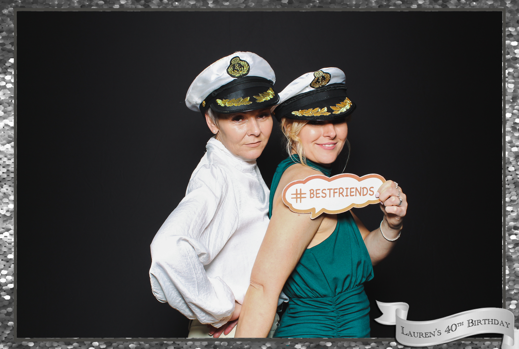 Lauren's 40th Birthday  | View more photos from the event at gallery.freshbooths.com/u/FreshBooths/Laurens-40th-Birthday
