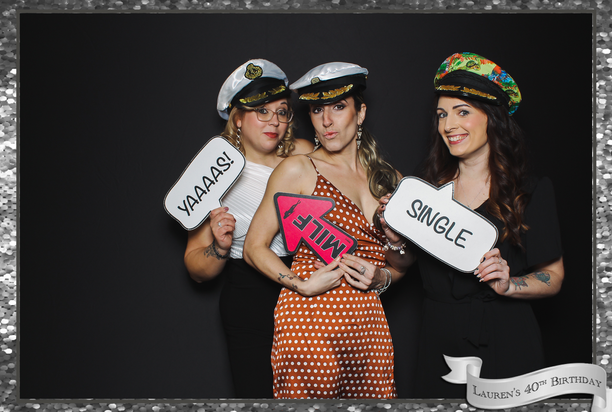 Lauren's 40th Birthday  | View more photos from the event at gallery.freshbooths.com/u/FreshBooths/Laurens-40th-Birthday