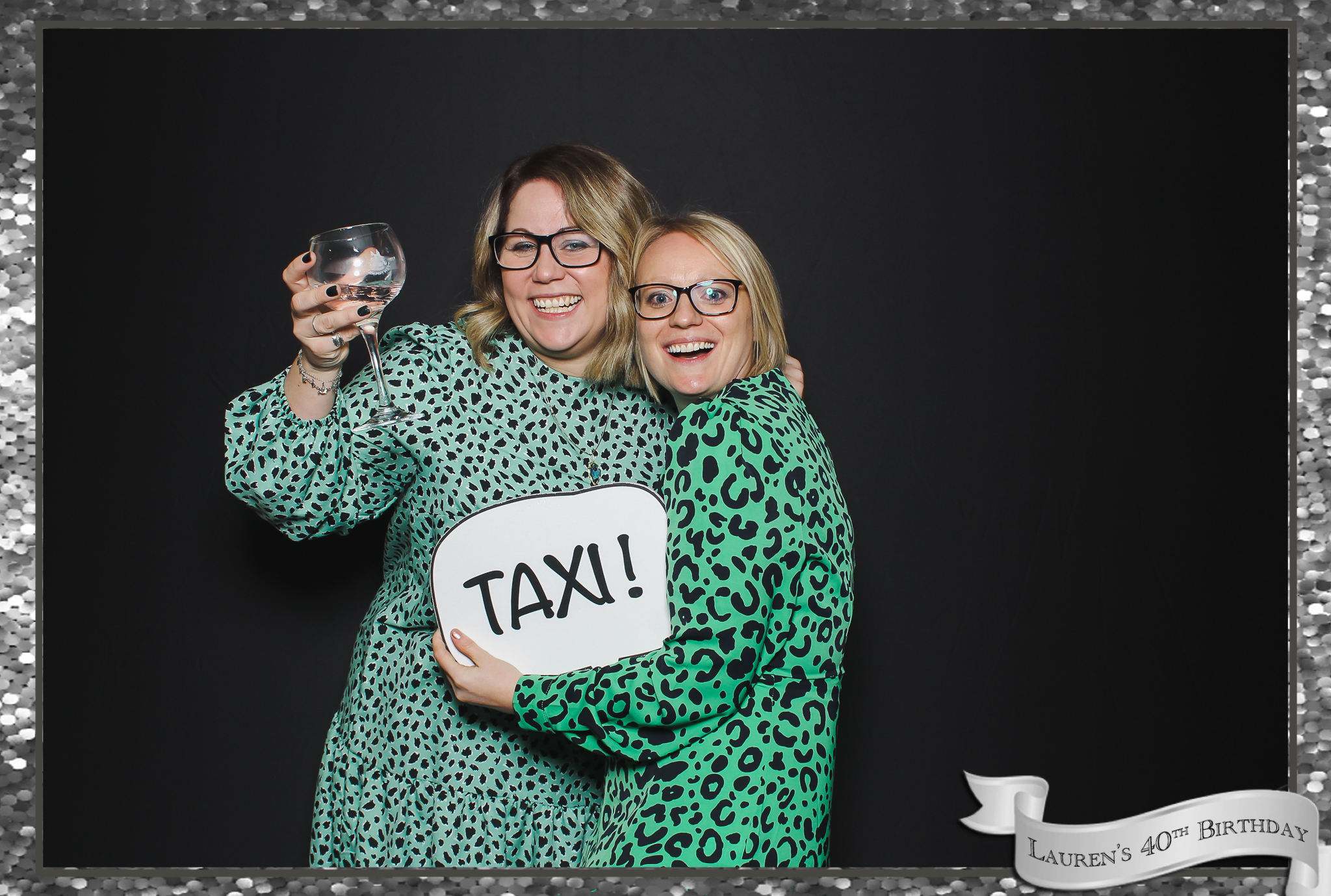 Lauren's 40th Birthday  | View more photos from the event at gallery.freshbooths.com/u/FreshBooths/Laurens-40th-Birthday