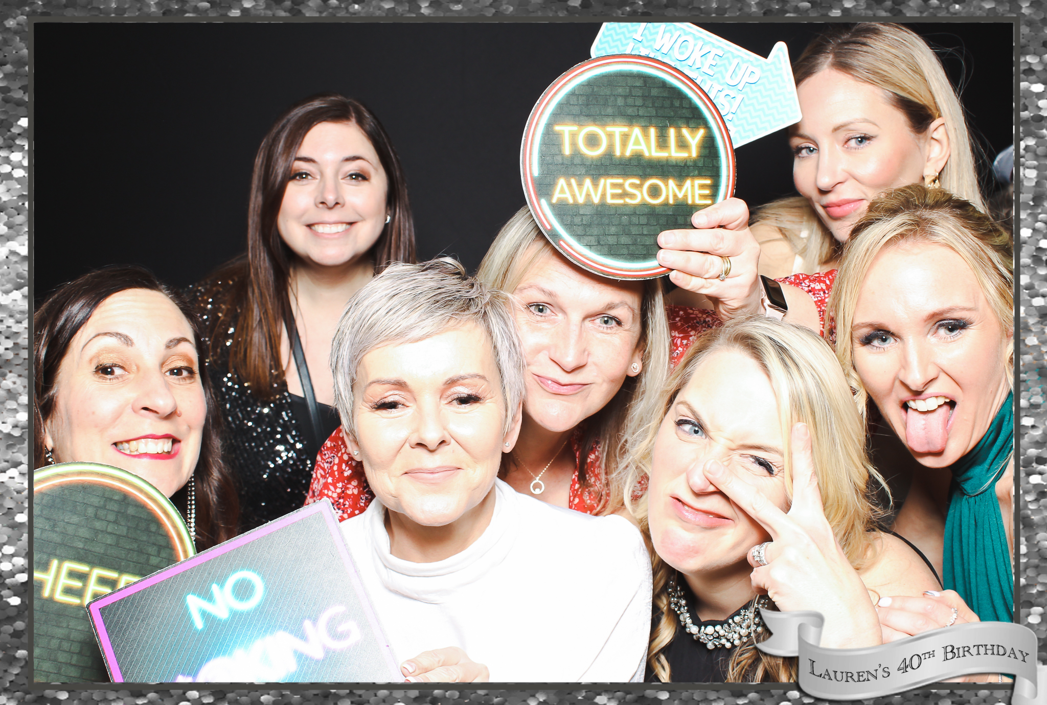 Lauren's 40th Birthday  | View more photos from the event at gallery.freshbooths.com/u/FreshBooths/Laurens-40th-Birthday
