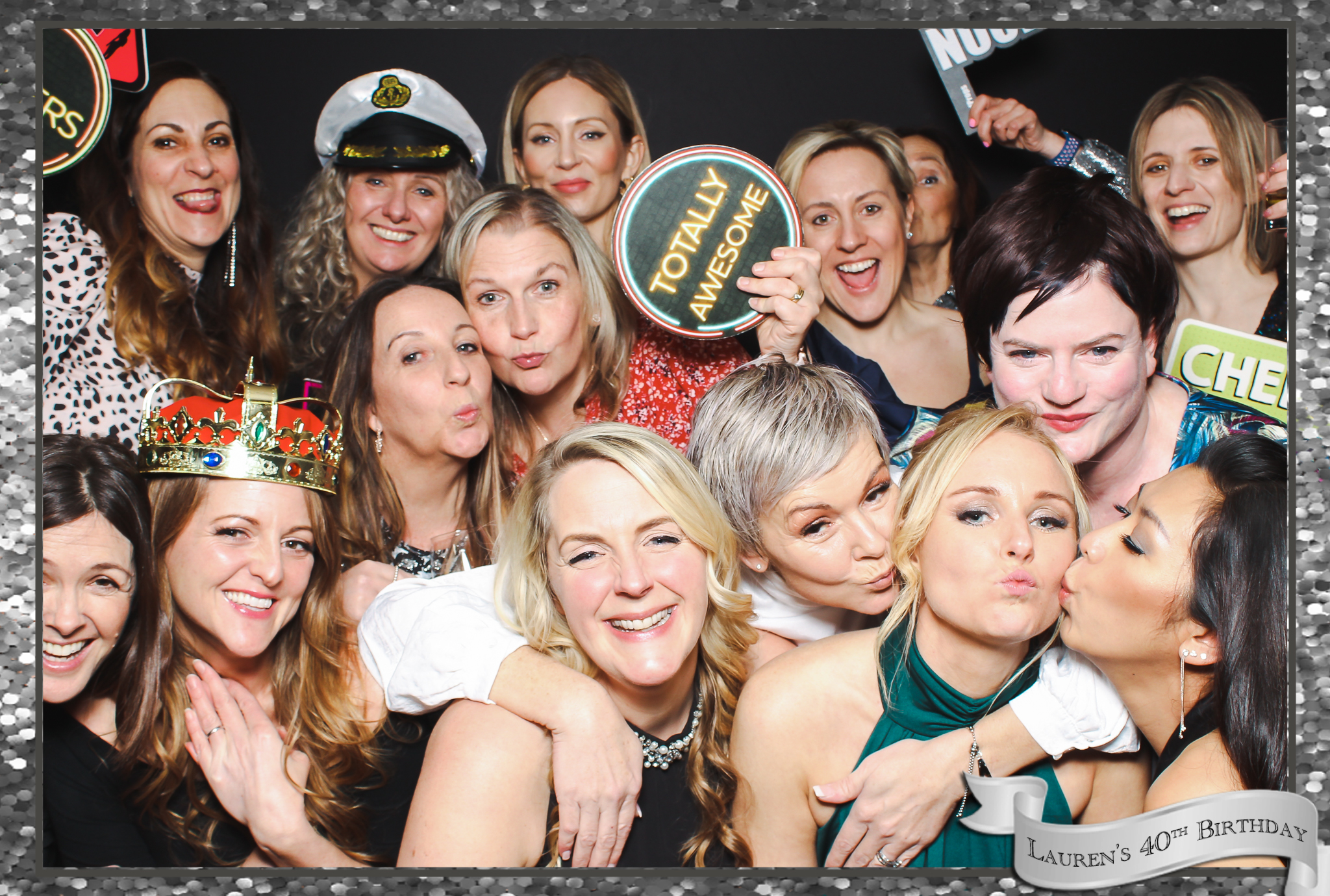 Lauren's 40th Birthday  | View more photos from the event at gallery.freshbooths.com/u/FreshBooths/Laurens-40th-Birthday