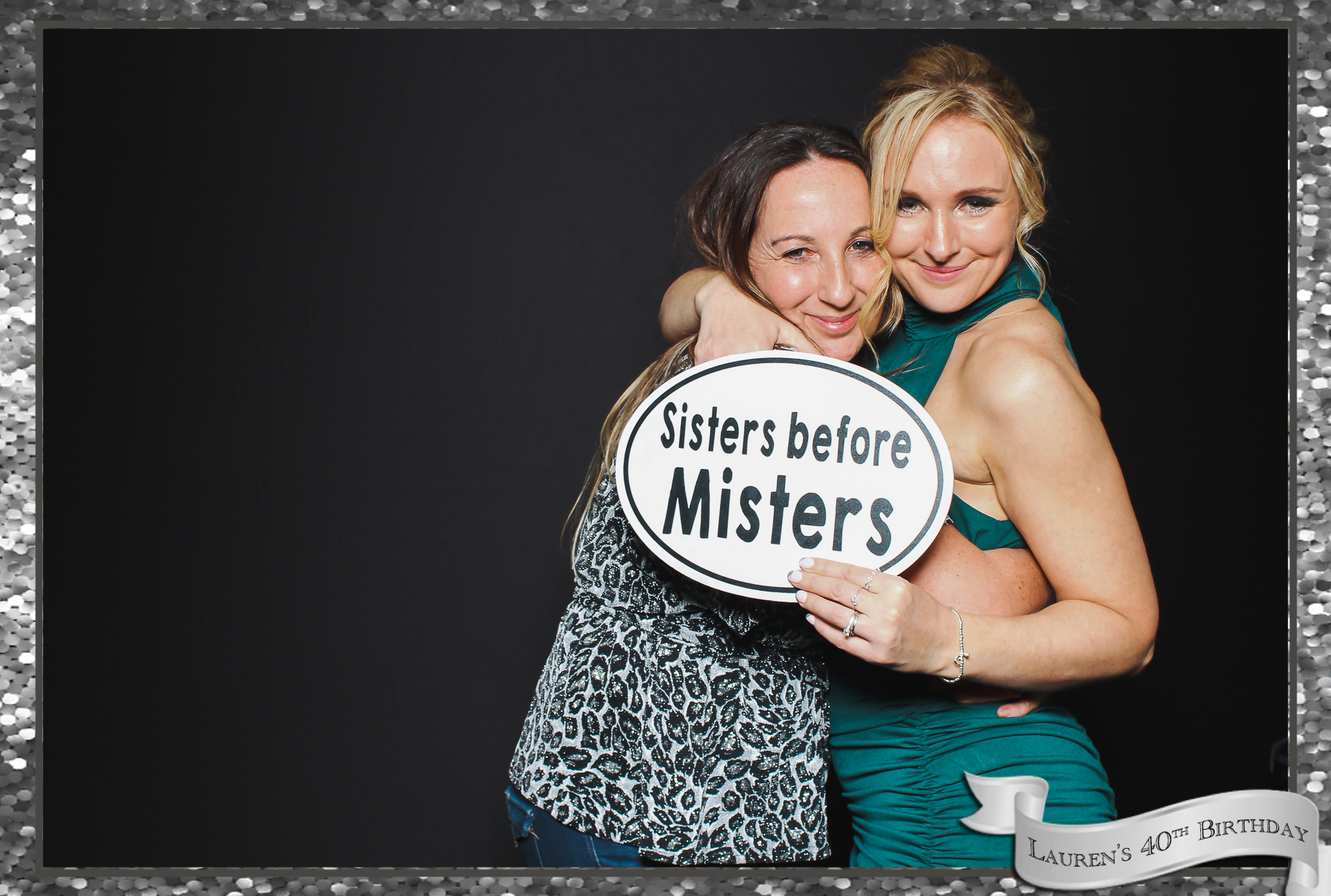 Lauren's 40th Birthday  | View more photos from the event at gallery.freshbooths.com/u/FreshBooths/Laurens-40th-Birthday