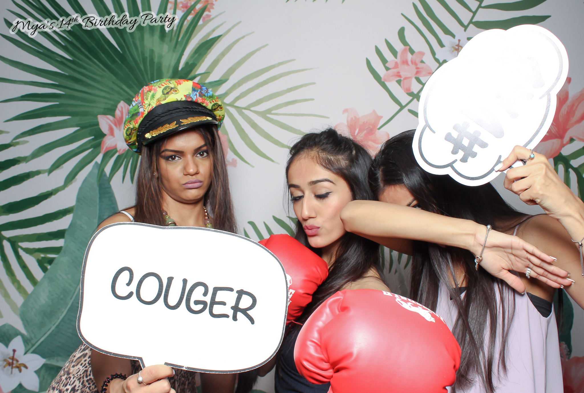 Mya's 14th Birthday | View more photos from the event at gallery.freshbooths.com/u/FreshBooths/Myas-14th-Birthday