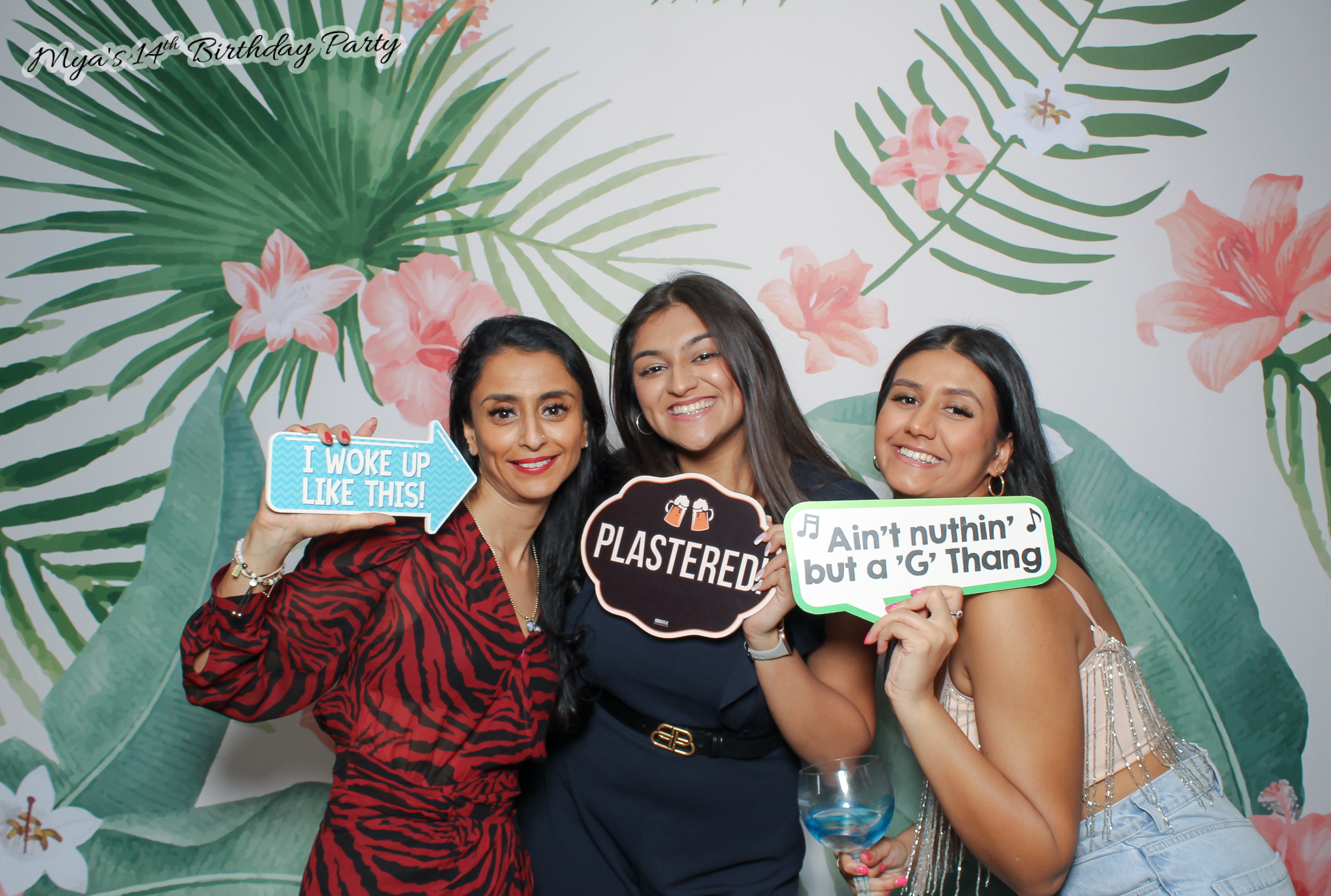 Mya's 14th Birthday | View more photos from the event at gallery.freshbooths.com/u/FreshBooths/Myas-14th-Birthday