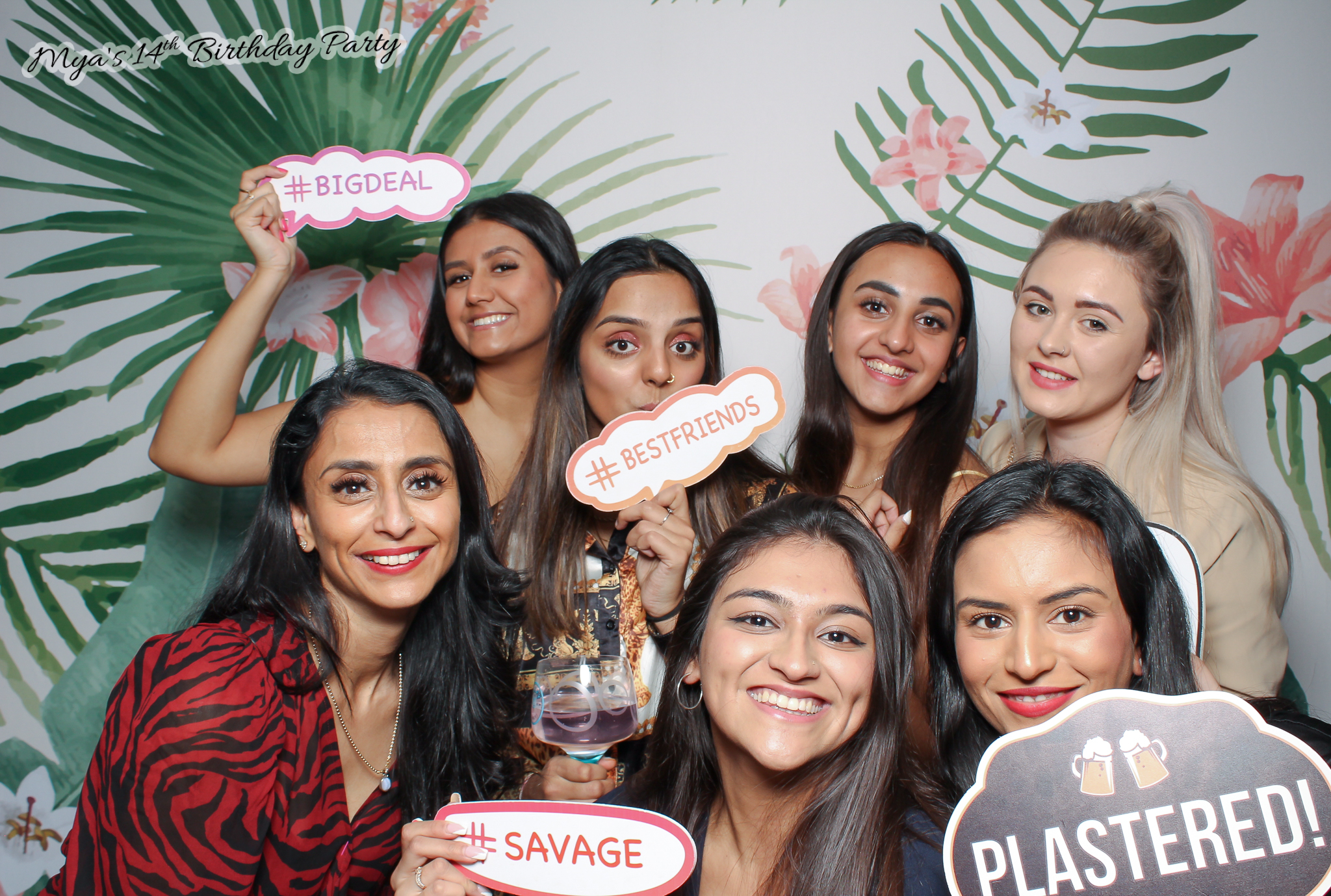 Mya's 14th Birthday | View more photos from the event at gallery.freshbooths.com/u/FreshBooths/Myas-14th-Birthday