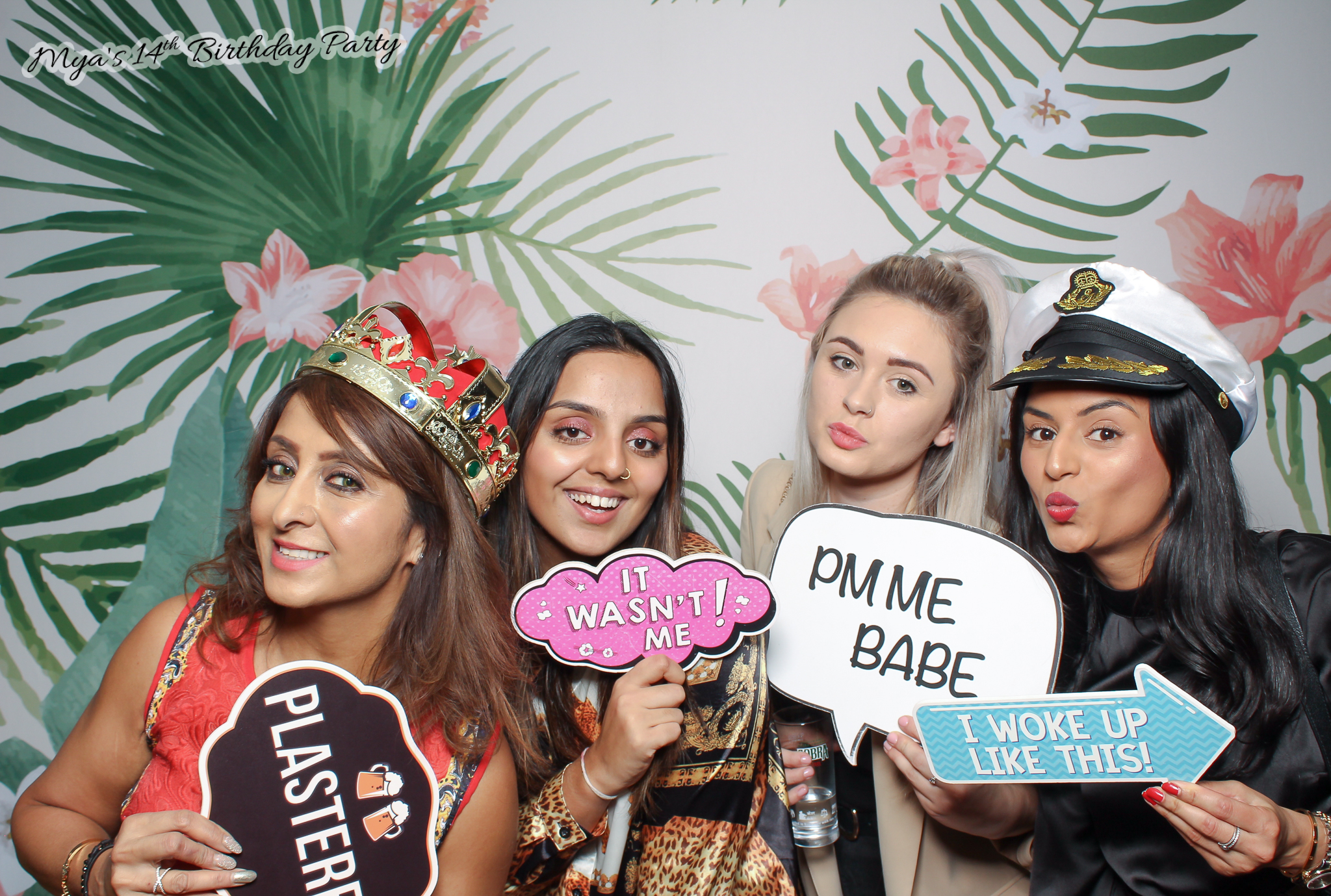 Mya's 14th Birthday | View more photos from the event at gallery.freshbooths.com/u/FreshBooths/Myas-14th-Birthday