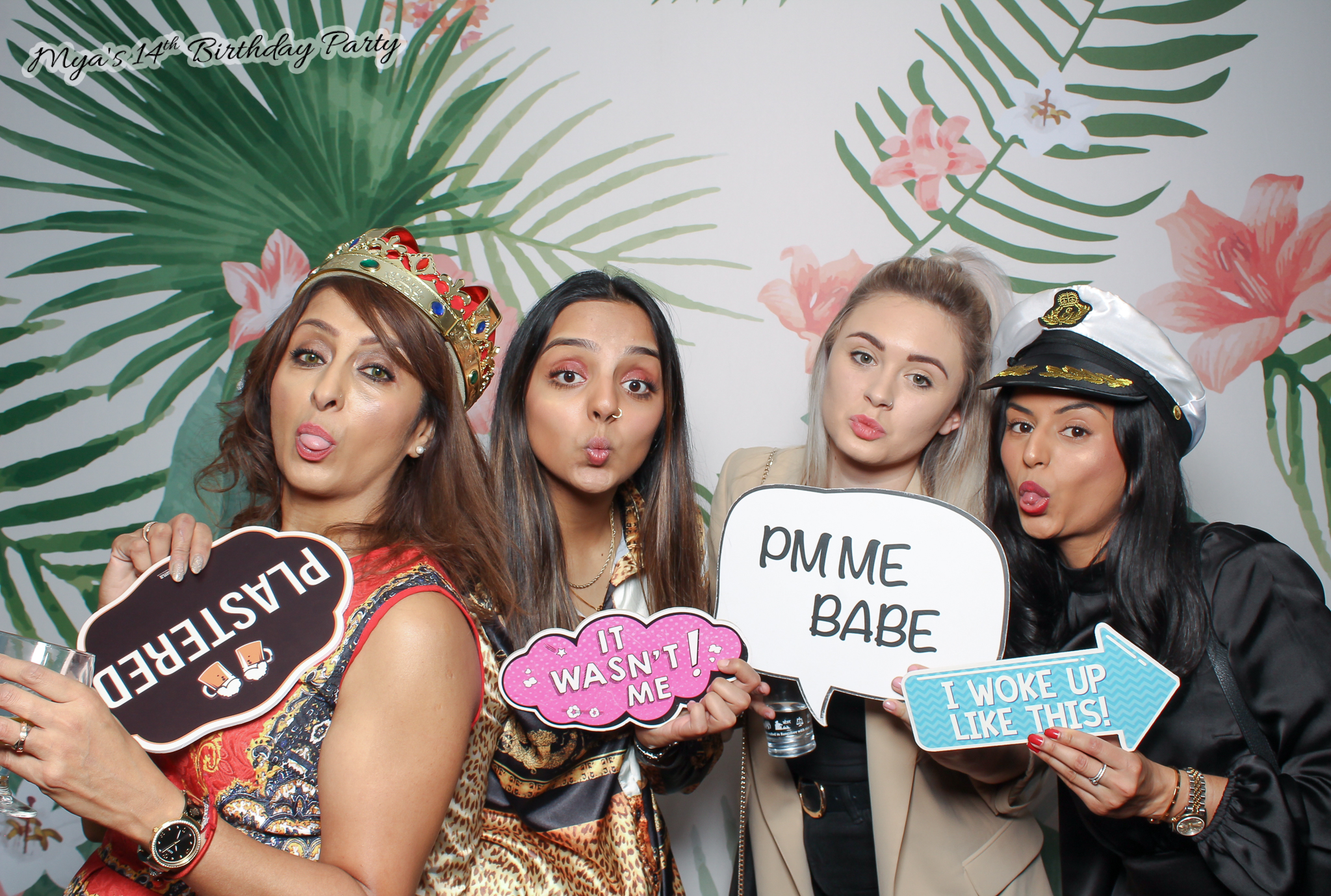 Mya's 14th Birthday | View more photos from the event at gallery.freshbooths.com/u/FreshBooths/Myas-14th-Birthday