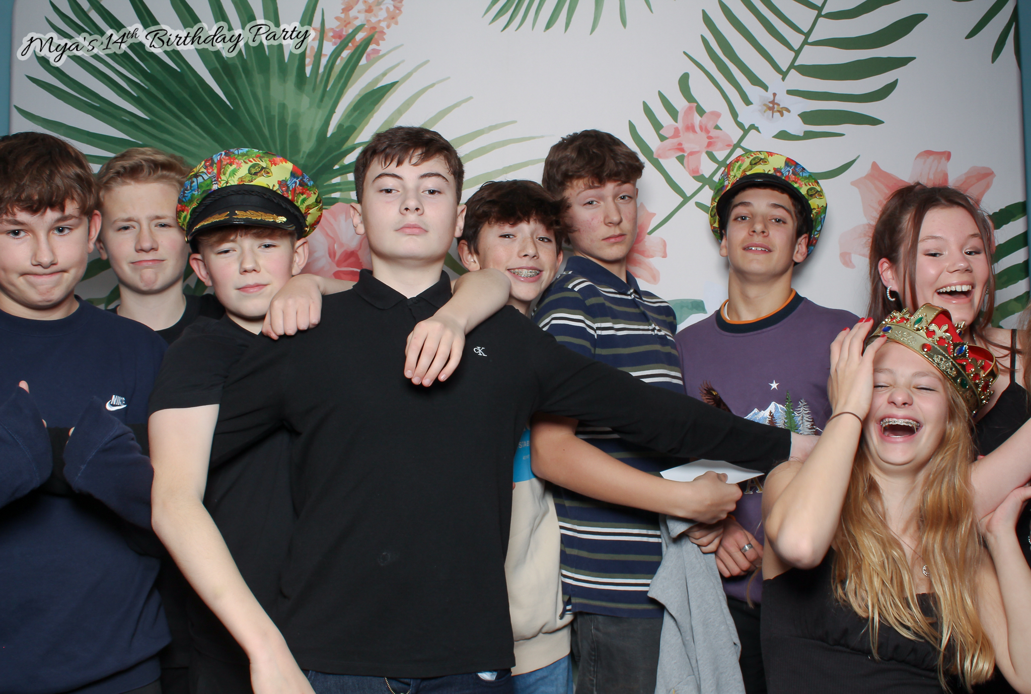 Mya's 14th Birthday | View more photos from the event at gallery.freshbooths.com/u/FreshBooths/Myas-14th-Birthday