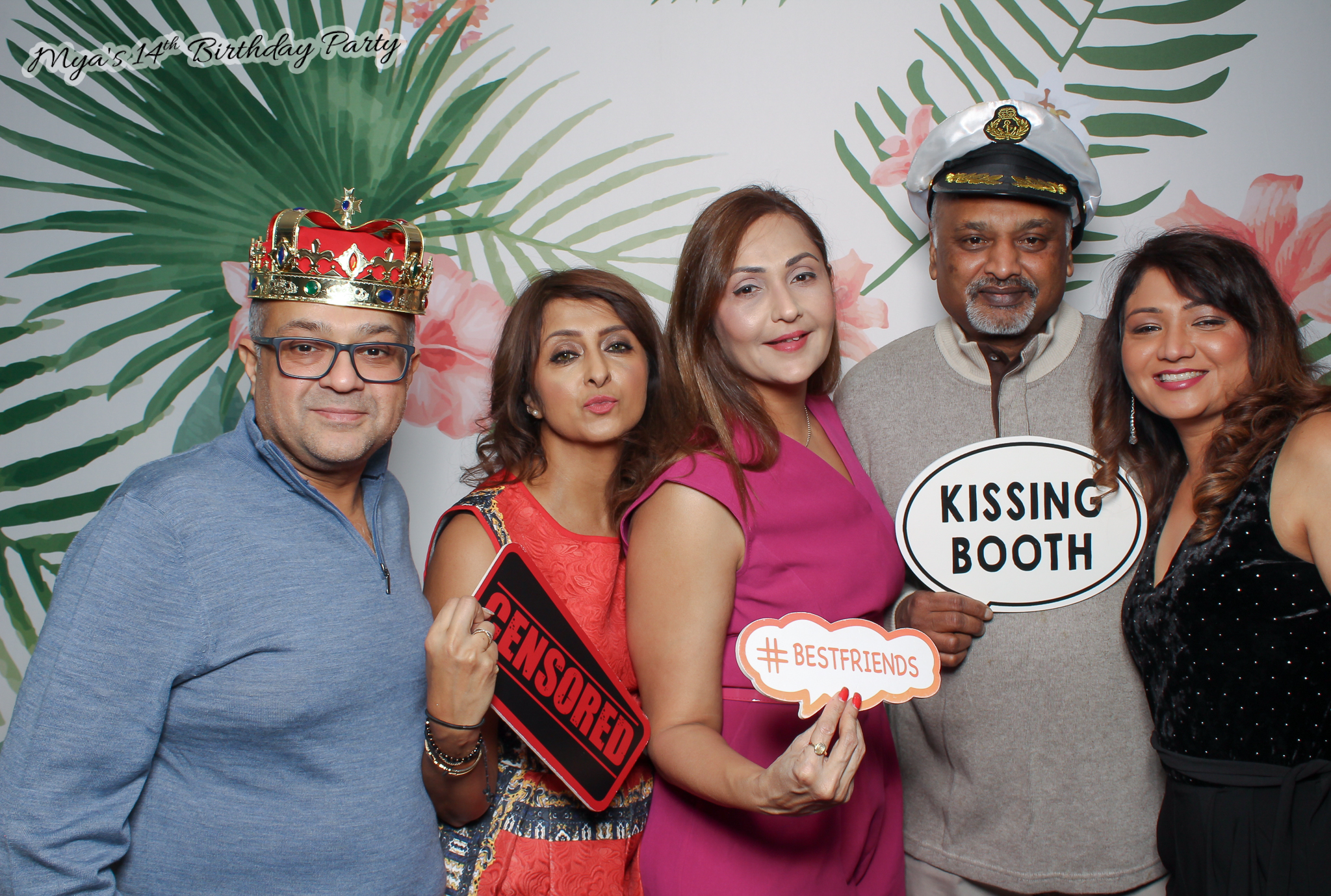 Mya's 14th Birthday | View more photos from the event at gallery.freshbooths.com/u/FreshBooths/Myas-14th-Birthday