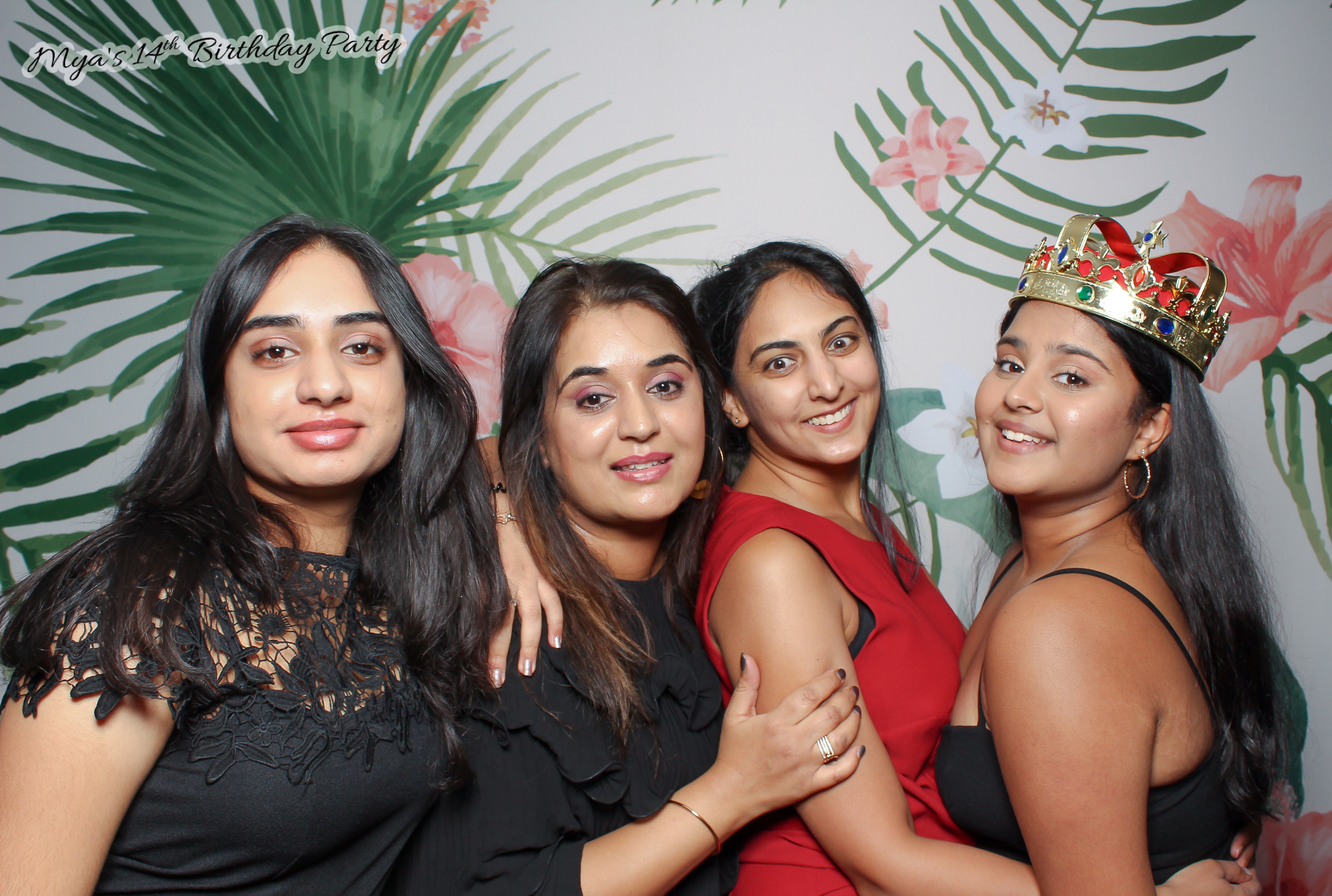 Mya's 14th Birthday | View more photos from the event at gallery.freshbooths.com/u/FreshBooths/Myas-14th-Birthday