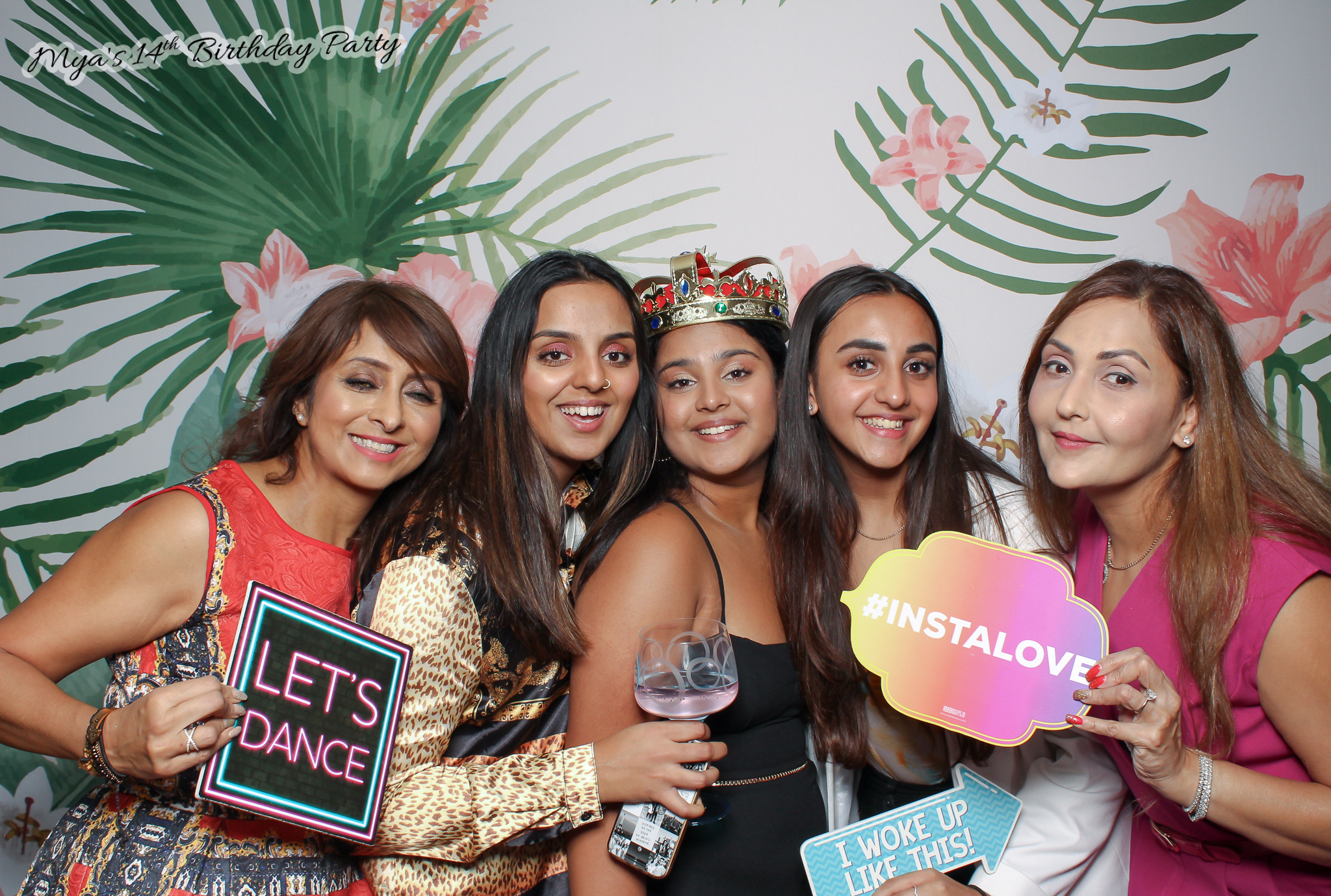 Mya's 14th Birthday | View more photos from the event at gallery.freshbooths.com/u/FreshBooths/Myas-14th-Birthday