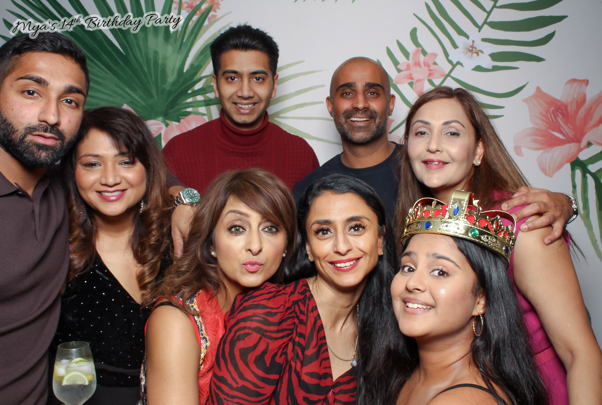 Mya's 14th Birthday | View more photos from the event at gallery.freshbooths.com/u/FreshBooths/Myas-14th-Birthday