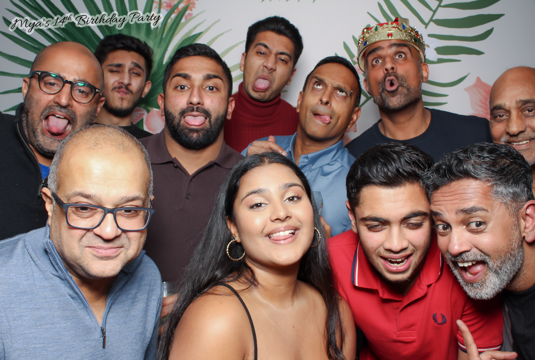 Mya's 14th Birthday | View more photos from the event at gallery.freshbooths.com/u/FreshBooths/Myas-14th-Birthday