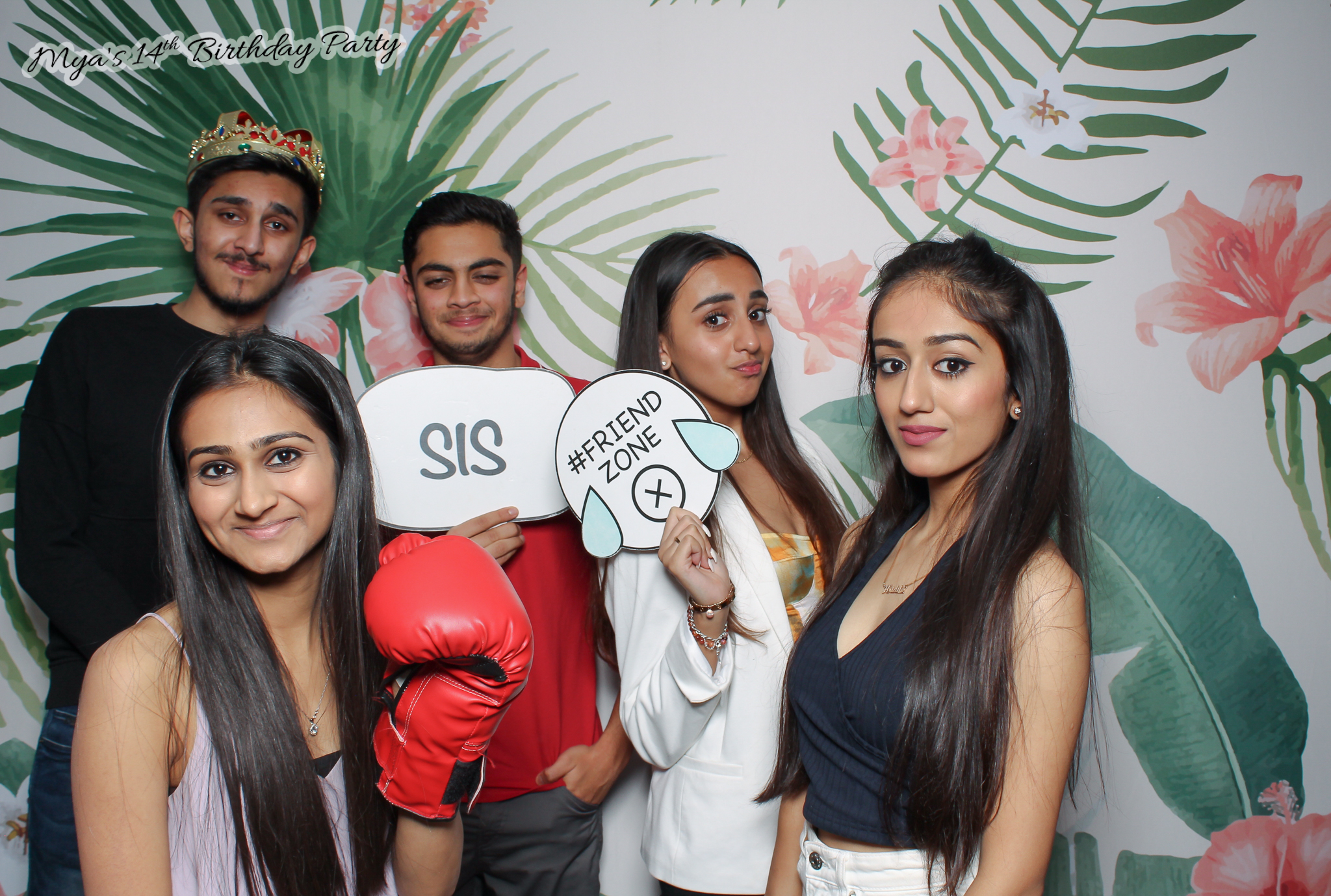 Mya's 14th Birthday | View more photos from the event at gallery.freshbooths.com/u/FreshBooths/Myas-14th-Birthday