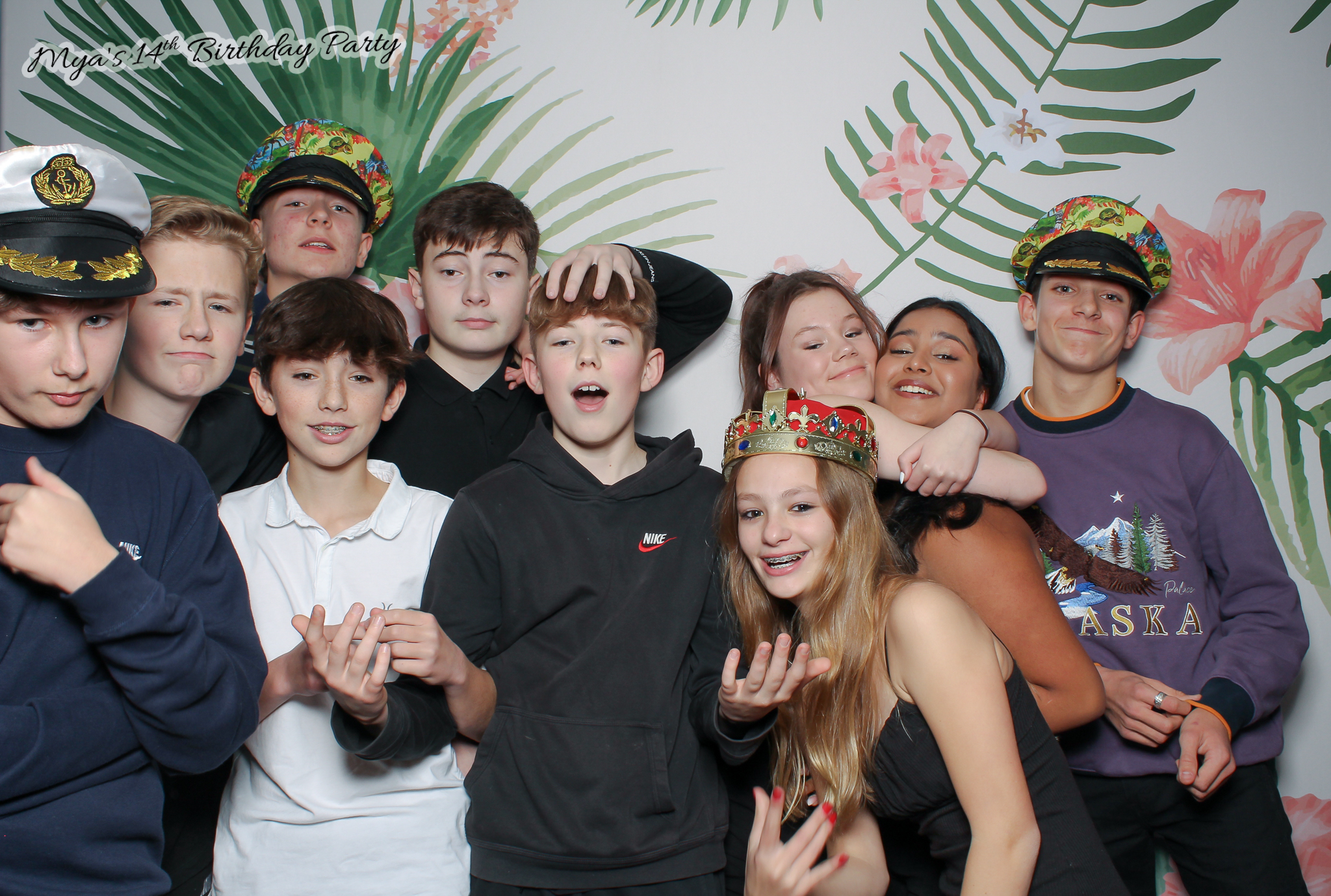 Mya's 14th Birthday | View more photos from the event at gallery.freshbooths.com/u/FreshBooths/Myas-14th-Birthday