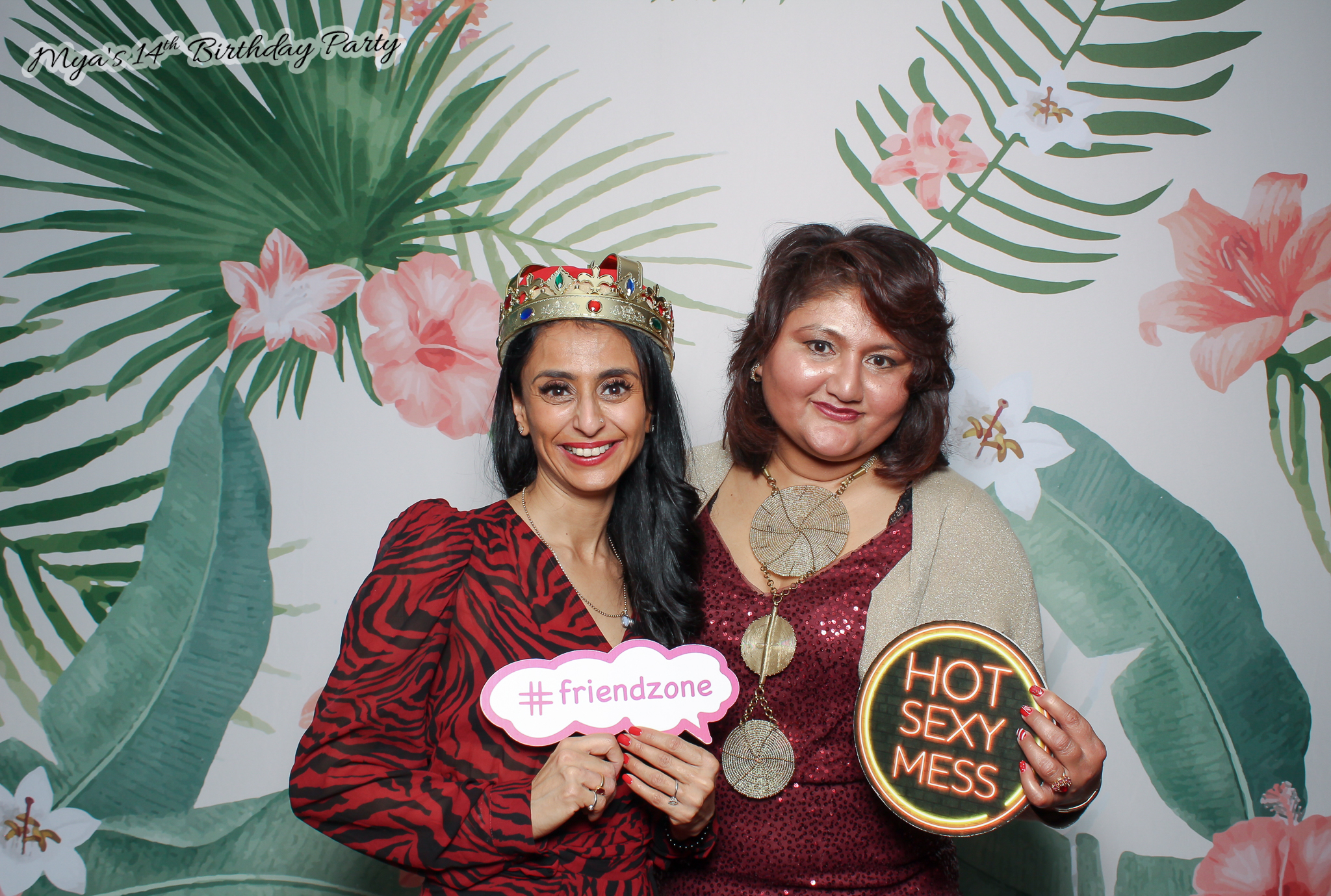 Mya's 14th Birthday | View more photos from the event at gallery.freshbooths.com/u/FreshBooths/Myas-14th-Birthday