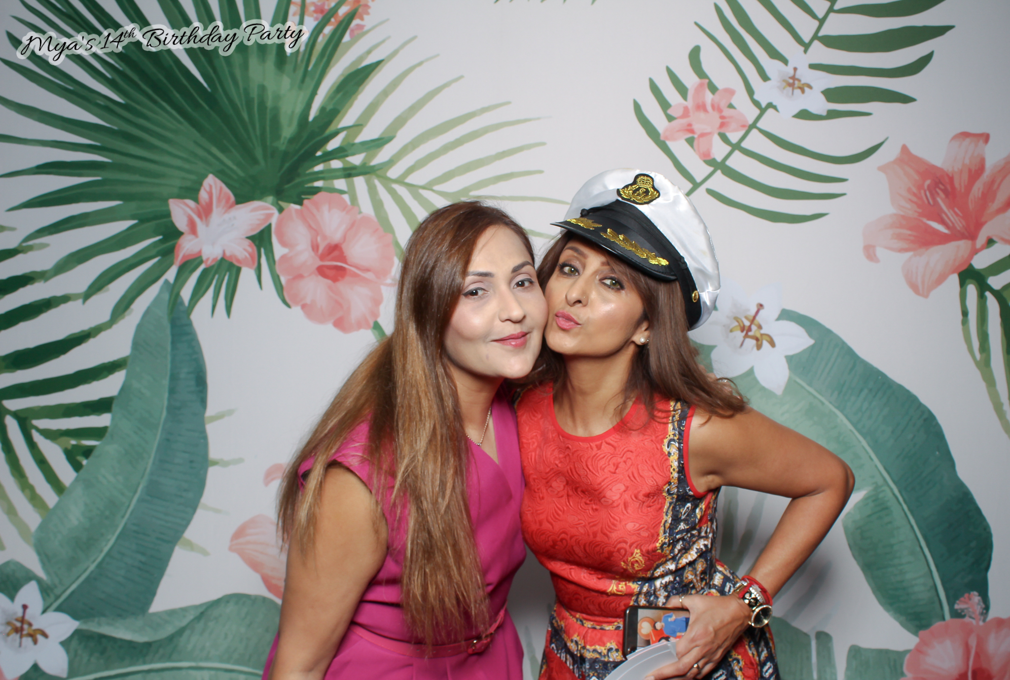 Mya's 14th Birthday | View more photos from the event at gallery.freshbooths.com/u/FreshBooths/Myas-14th-Birthday