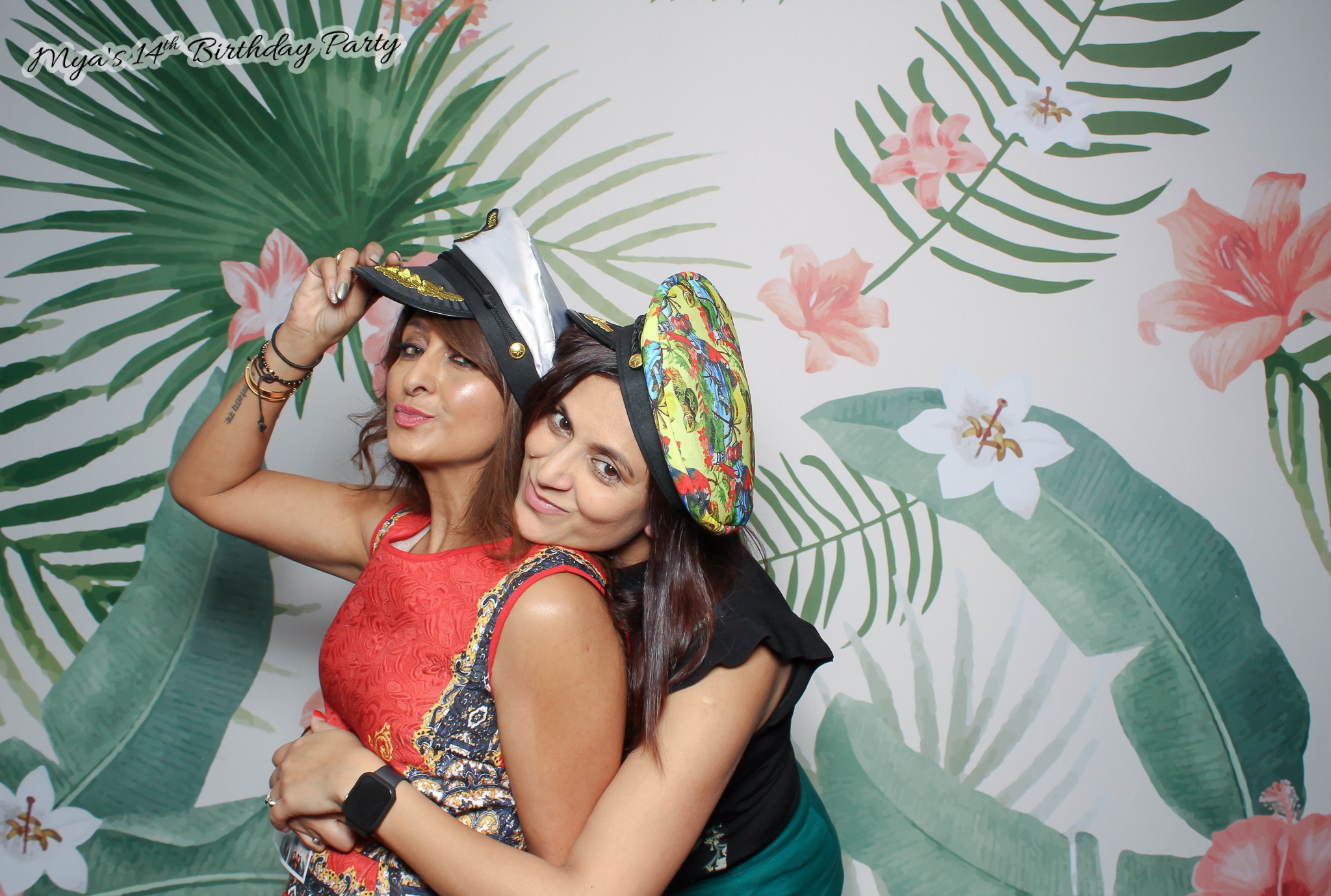 Mya's 14th Birthday | View more photos from the event at gallery.freshbooths.com/u/FreshBooths/Myas-14th-Birthday