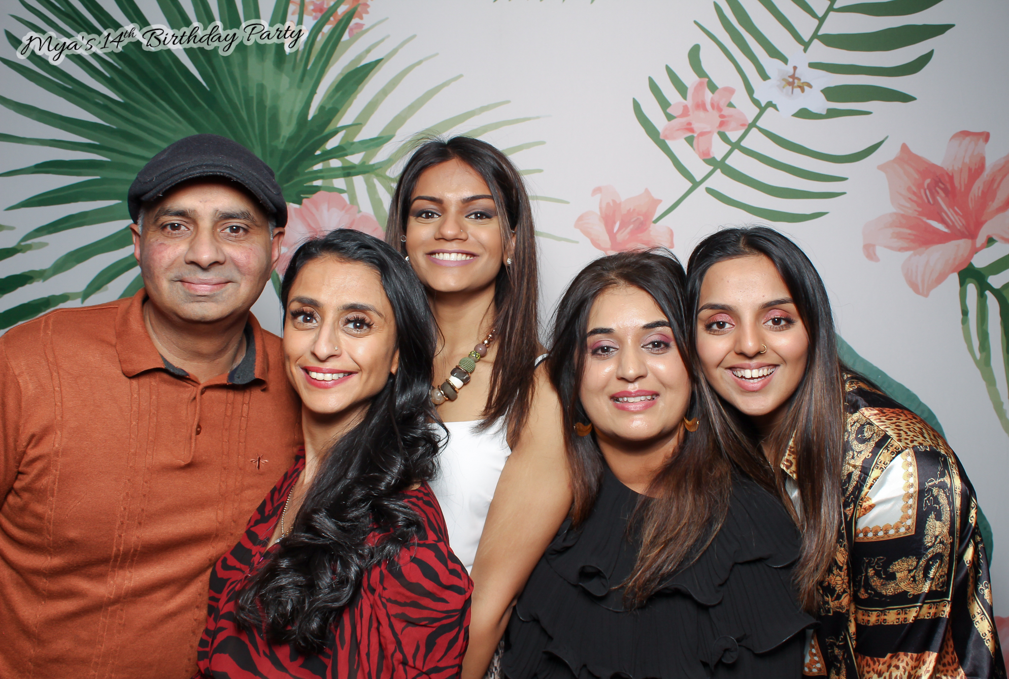 Mya's 14th Birthday | View more photos from the event at gallery.freshbooths.com/u/FreshBooths/Myas-14th-Birthday