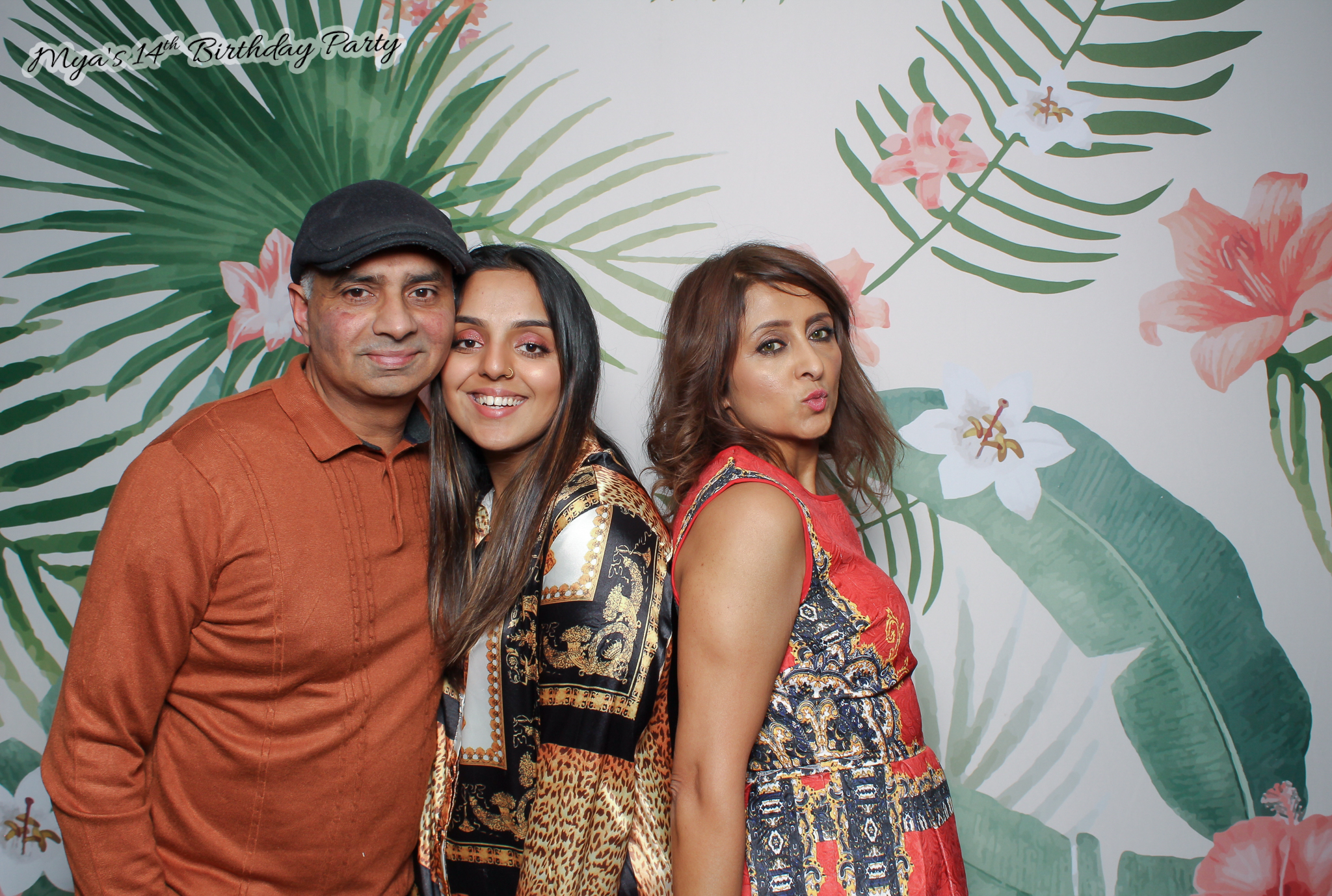 Mya's 14th Birthday | View more photos from the event at gallery.freshbooths.com/u/FreshBooths/Myas-14th-Birthday