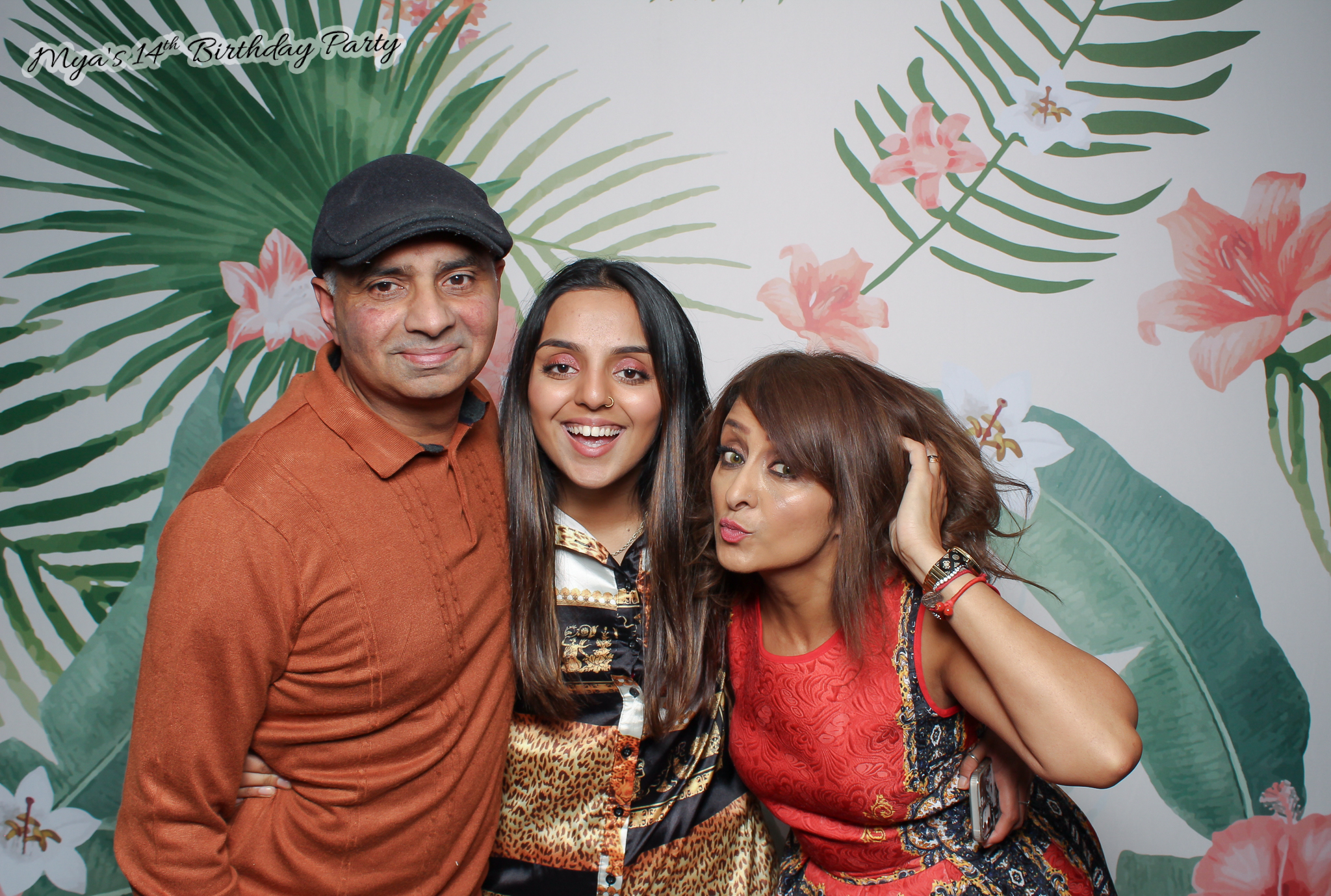 Mya's 14th Birthday | View more photos from the event at gallery.freshbooths.com/u/FreshBooths/Myas-14th-Birthday