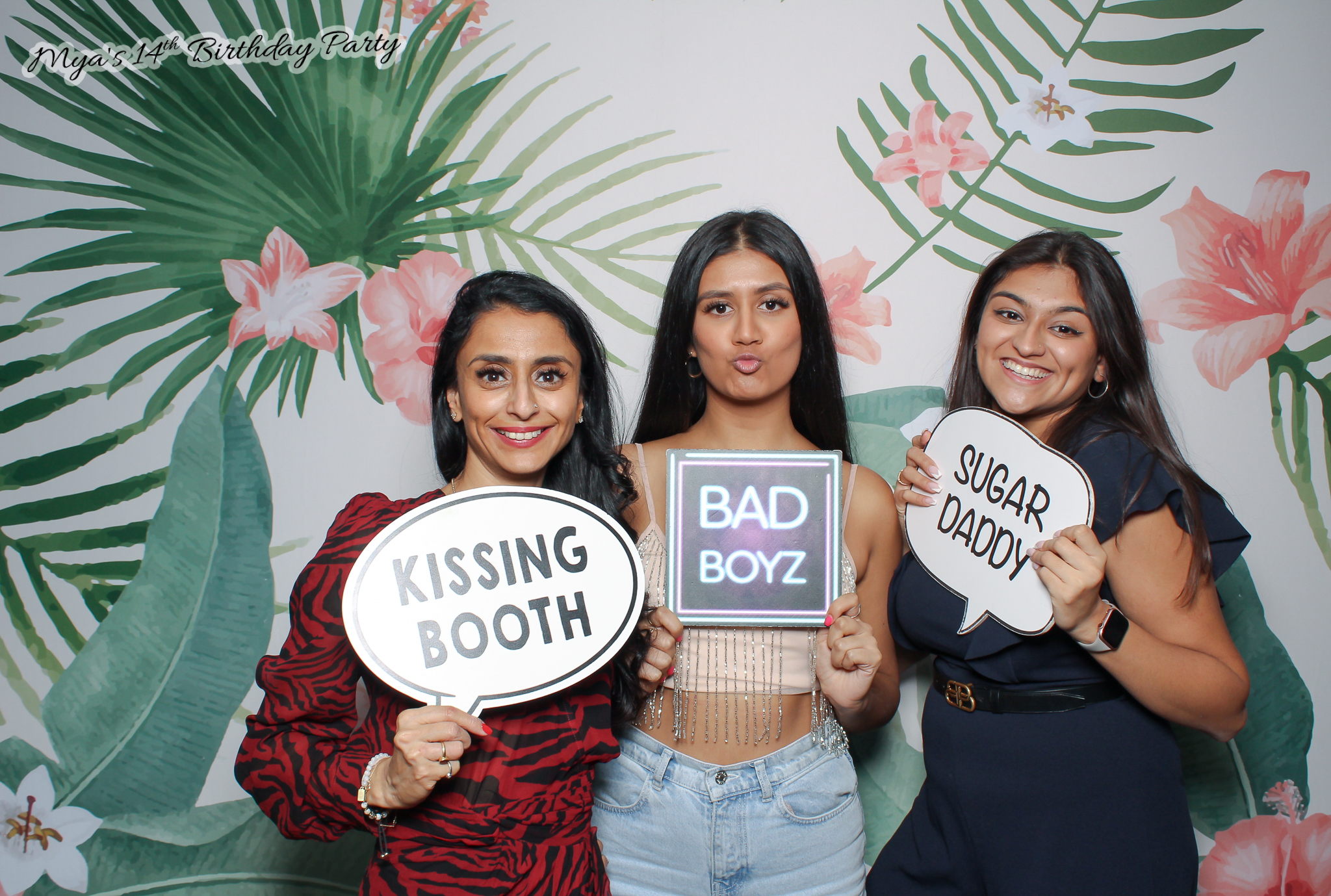Mya's 14th Birthday | View more photos from the event at gallery.freshbooths.com/u/FreshBooths/Myas-14th-Birthday