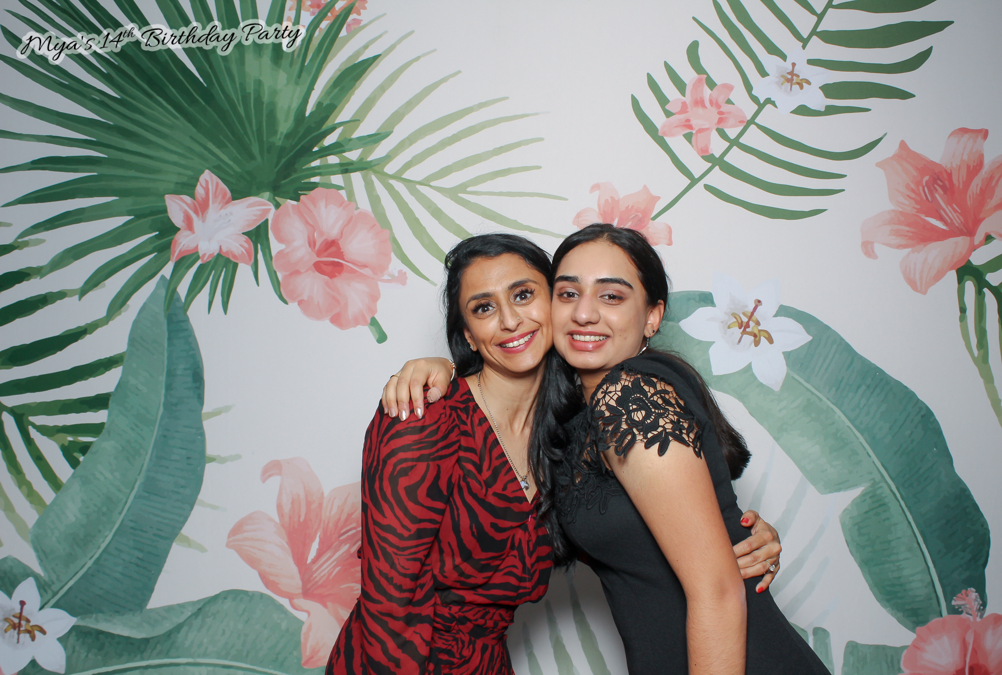 Mya's 14th Birthday | View more photos from the event at gallery.freshbooths.com/u/FreshBooths/Myas-14th-Birthday