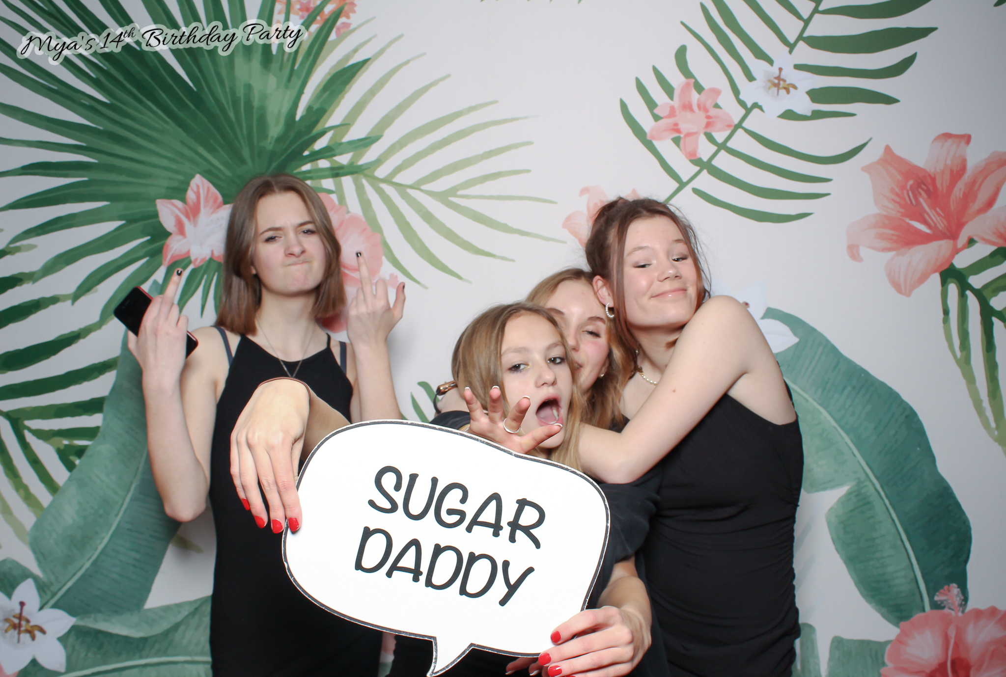 Mya's 14th Birthday | View more photos from the event at gallery.freshbooths.com/u/FreshBooths/Myas-14th-Birthday