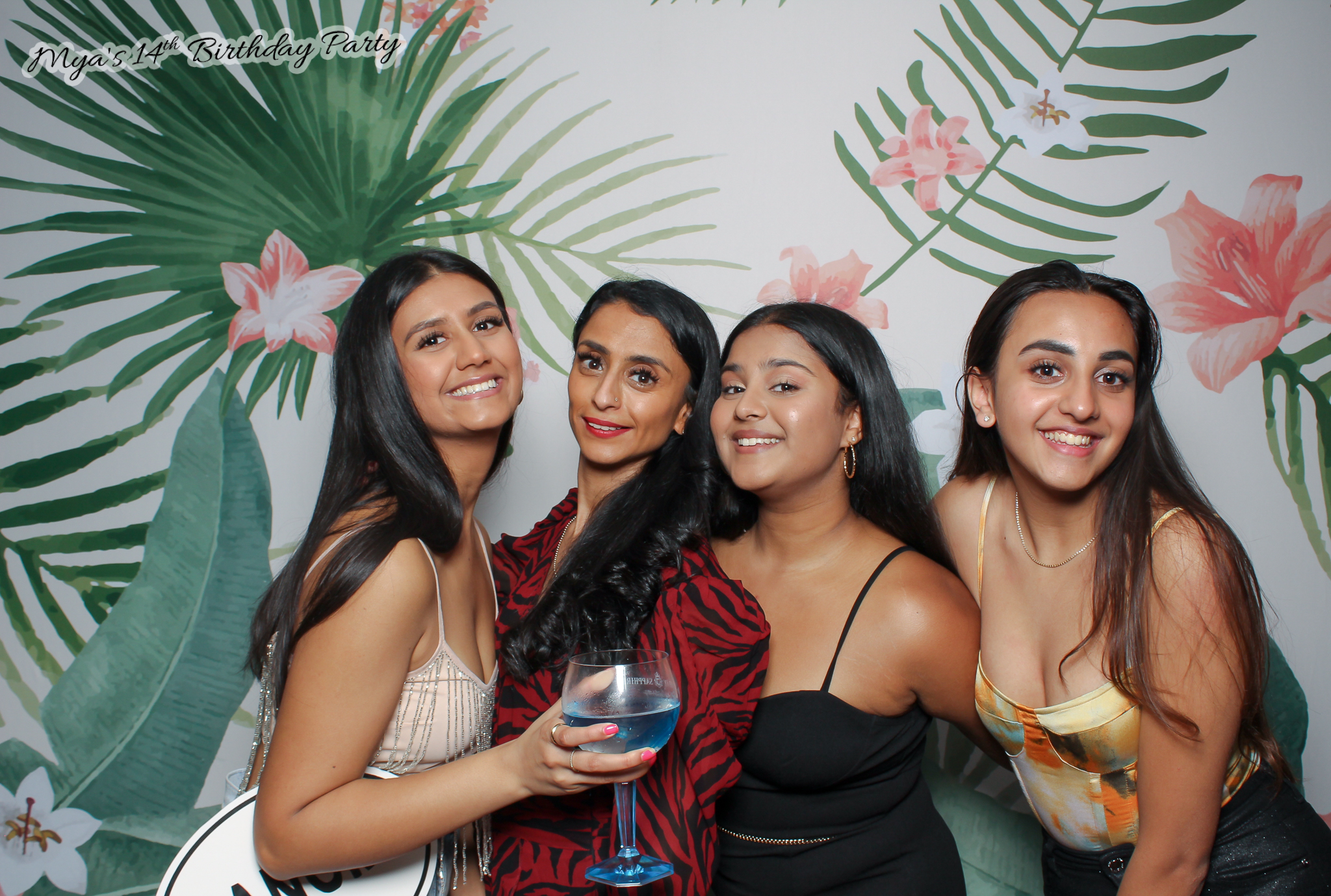 Mya's 14th Birthday | View more photos from the event at gallery.freshbooths.com/u/FreshBooths/Myas-14th-Birthday