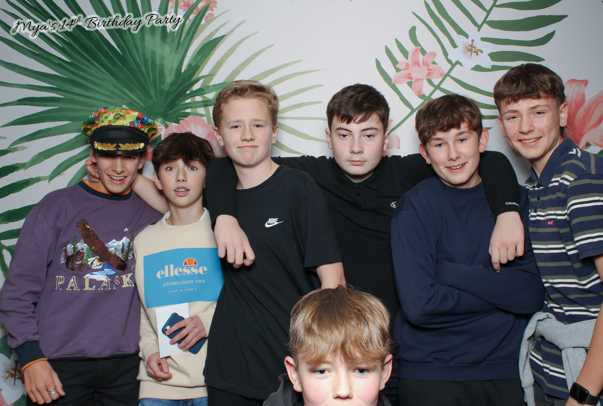 Mya's 14th Birthday | View more photos from the event at gallery.freshbooths.com/u/FreshBooths/Myas-14th-Birthday