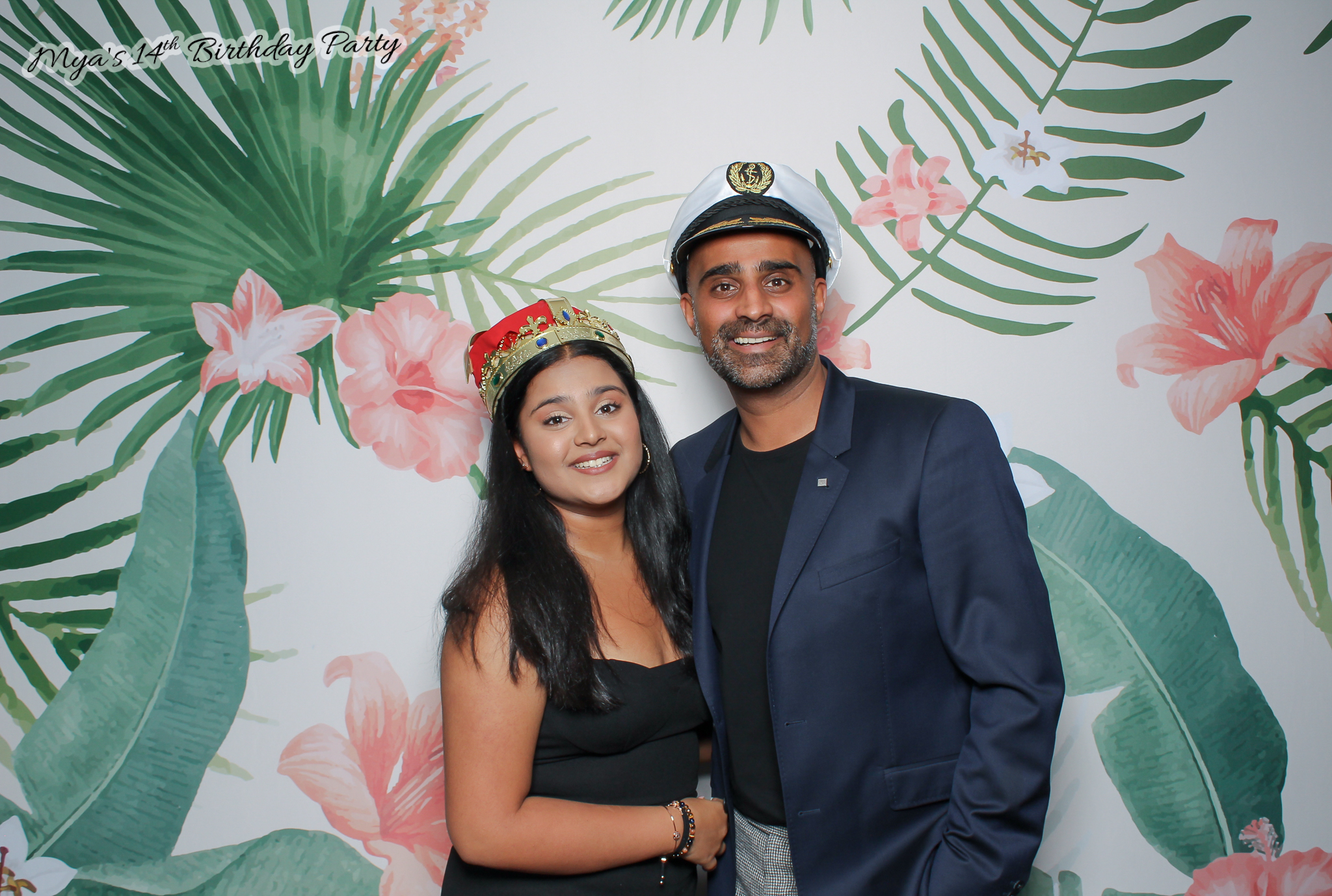 Mya's 14th Birthday | View more photos from the event at gallery.freshbooths.com/u/FreshBooths/Myas-14th-Birthday