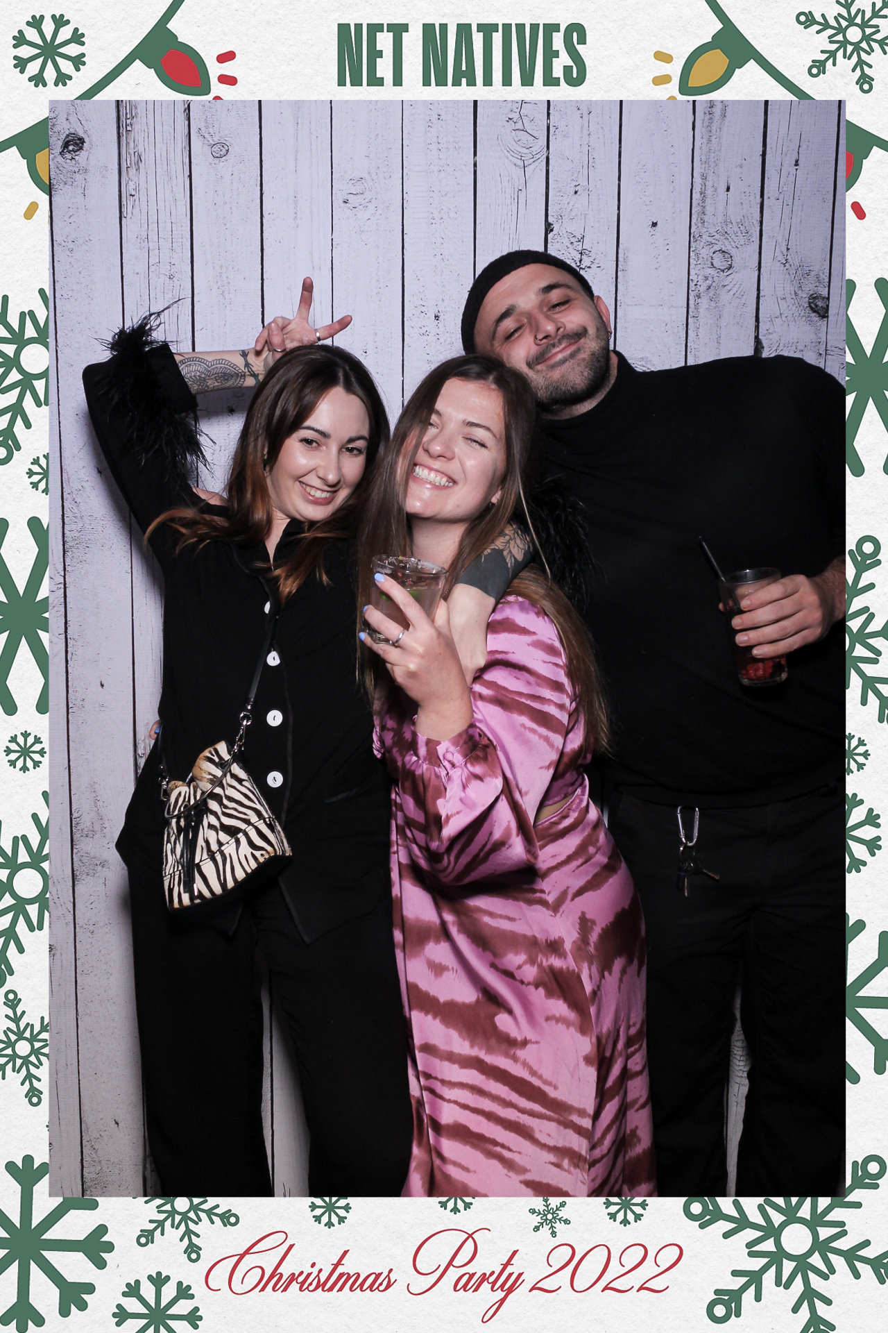 Net Natives - Selfie Mirror | View more photos from the event at gallery.freshbooths.com/u/FreshBooths/Net-Natives-Selfie-Mirror