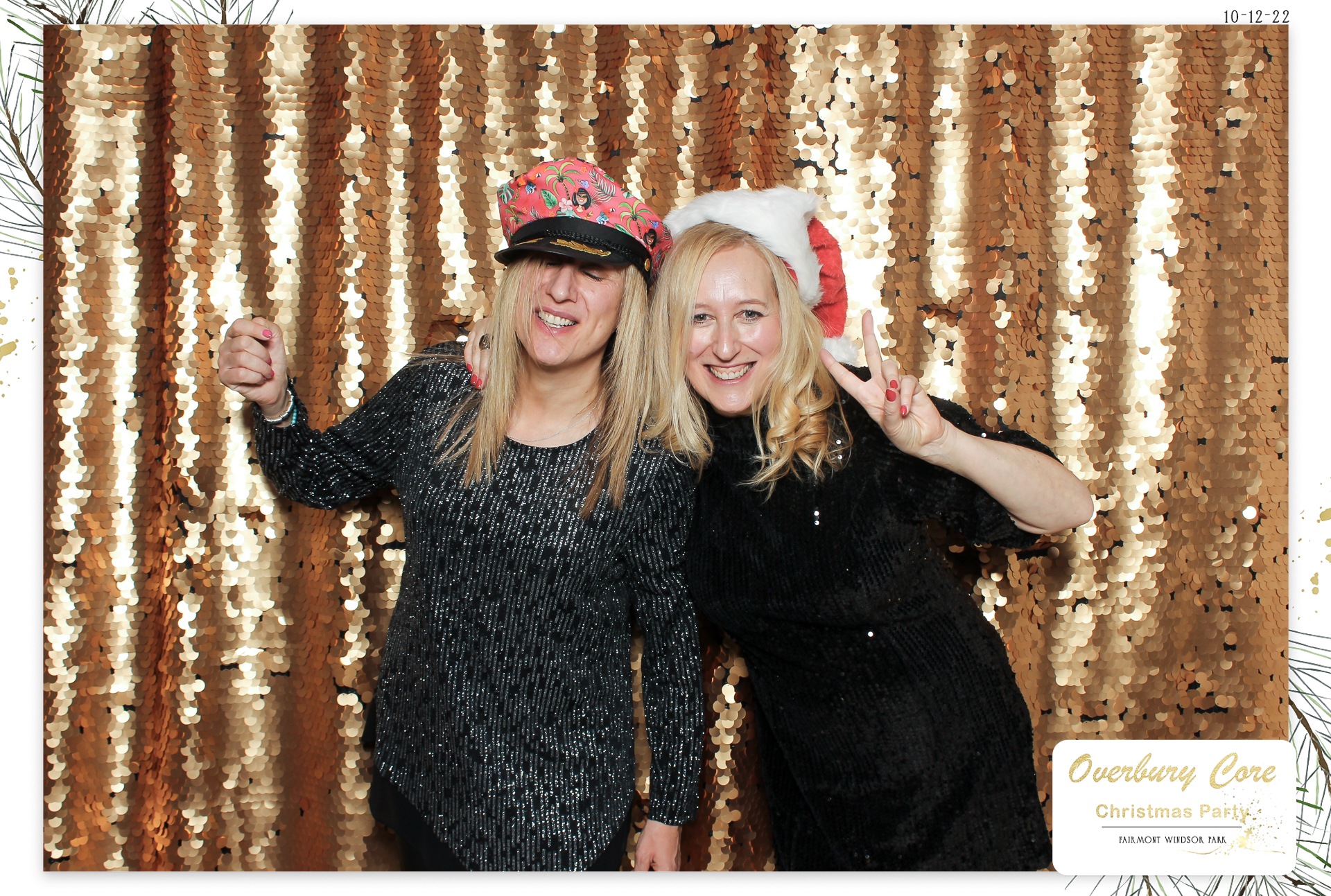 Overbury Core Christmas Party 2022 | View more photos from the event at gallery.freshbooths.com/u/FreshBooths/Overbury-Core-Christmas-Party-2022