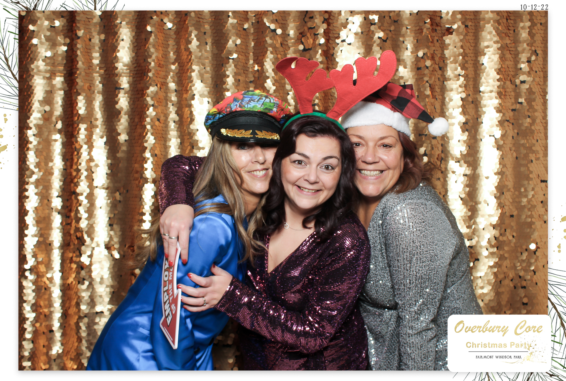 Overbury Core Christmas Party 2022 | View more photos from the event at gallery.freshbooths.com/u/FreshBooths/Overbury-Core-Christmas-Party-2022