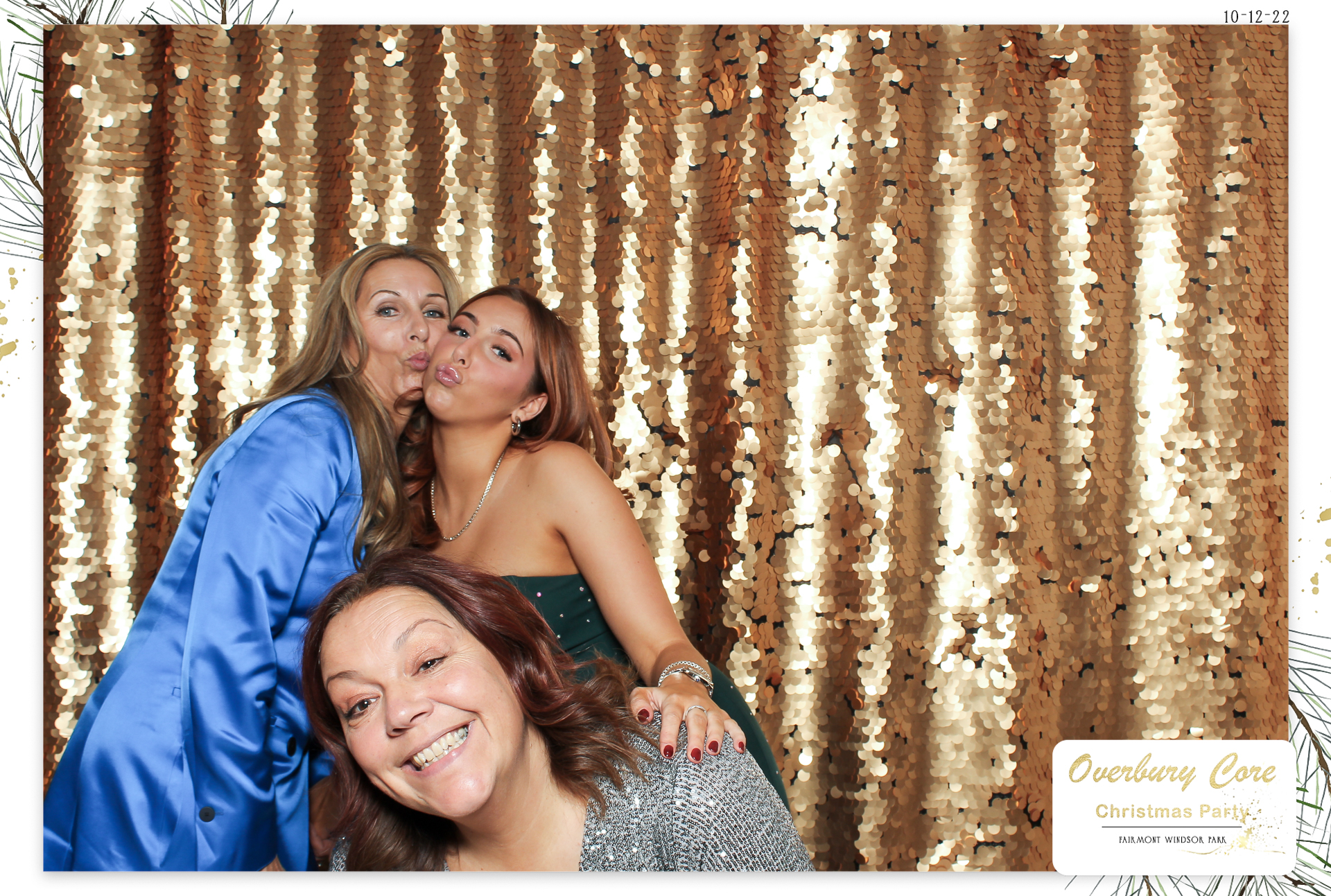 Overbury Core Christmas Party 2022 | View more photos from the event at gallery.freshbooths.com/u/FreshBooths/Overbury-Core-Christmas-Party-2022