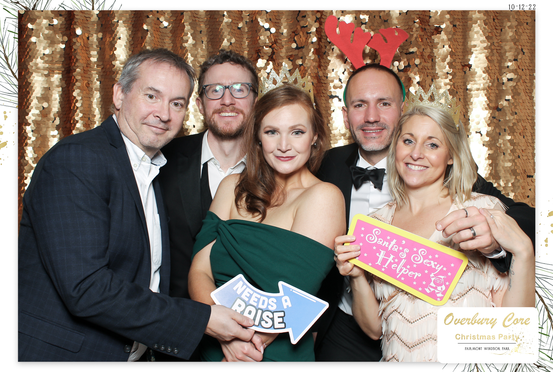 Overbury Core Christmas Party 2022 | View more photos from the event at gallery.freshbooths.com/u/FreshBooths/Overbury-Core-Christmas-Party-2022