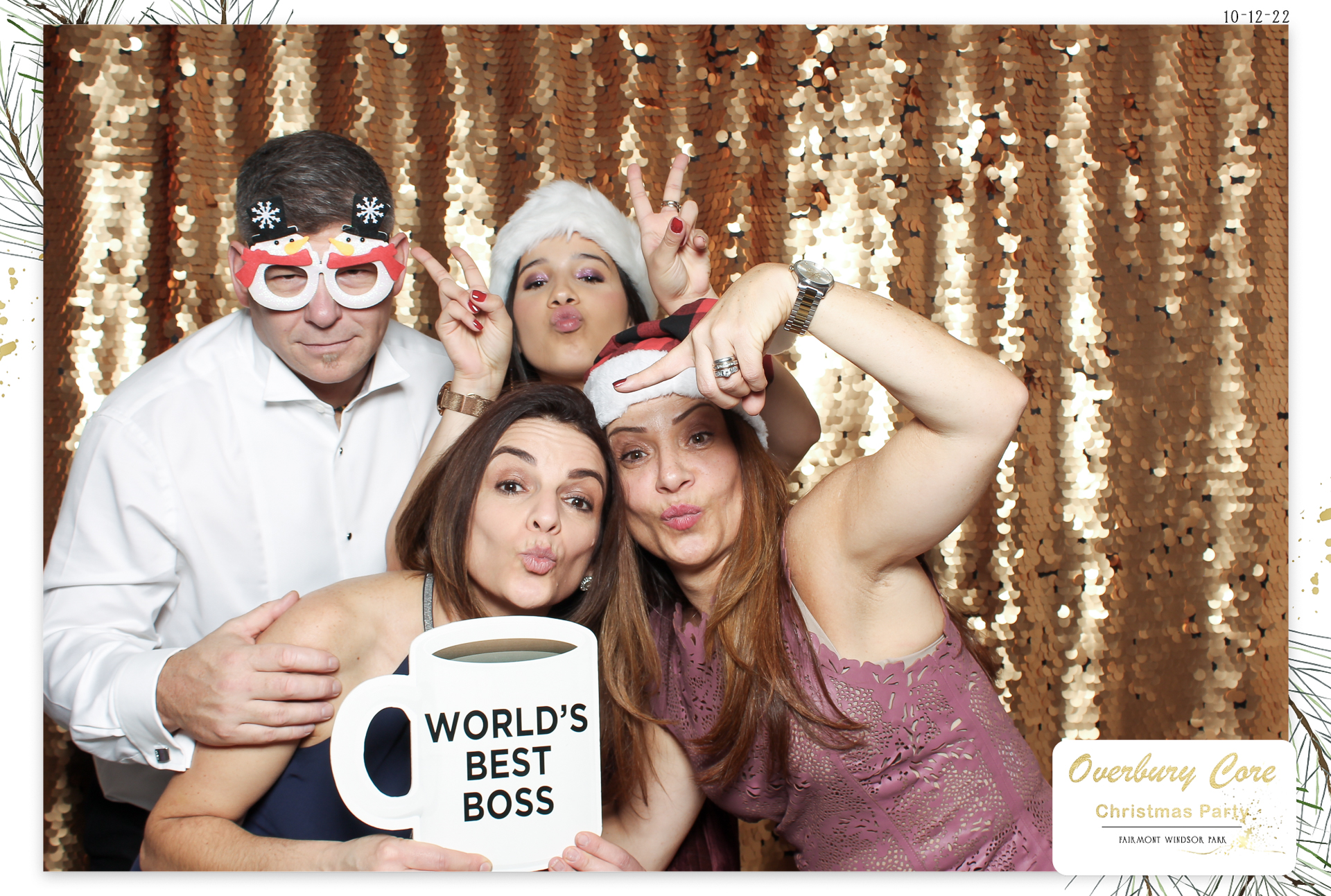 Overbury Core Christmas Party 2022 | View more photos from the event at gallery.freshbooths.com/u/FreshBooths/Overbury-Core-Christmas-Party-2022