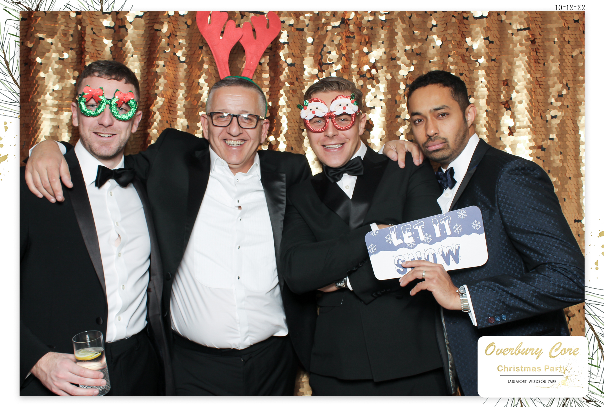 Overbury Core Christmas Party 2022 | View more photos from the event at gallery.freshbooths.com/u/FreshBooths/Overbury-Core-Christmas-Party-2022