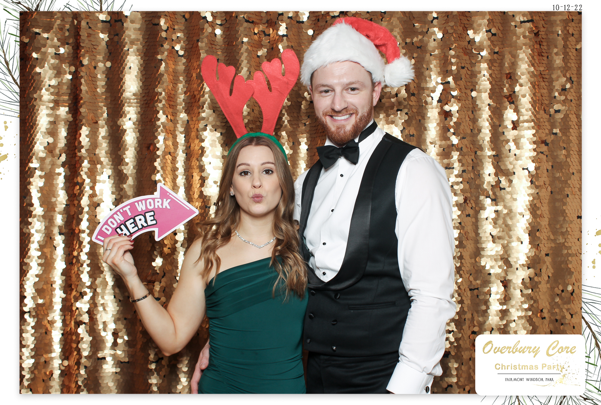 Overbury Core Christmas Party 2022 | View more photos from the event at gallery.freshbooths.com/u/FreshBooths/Overbury-Core-Christmas-Party-2022