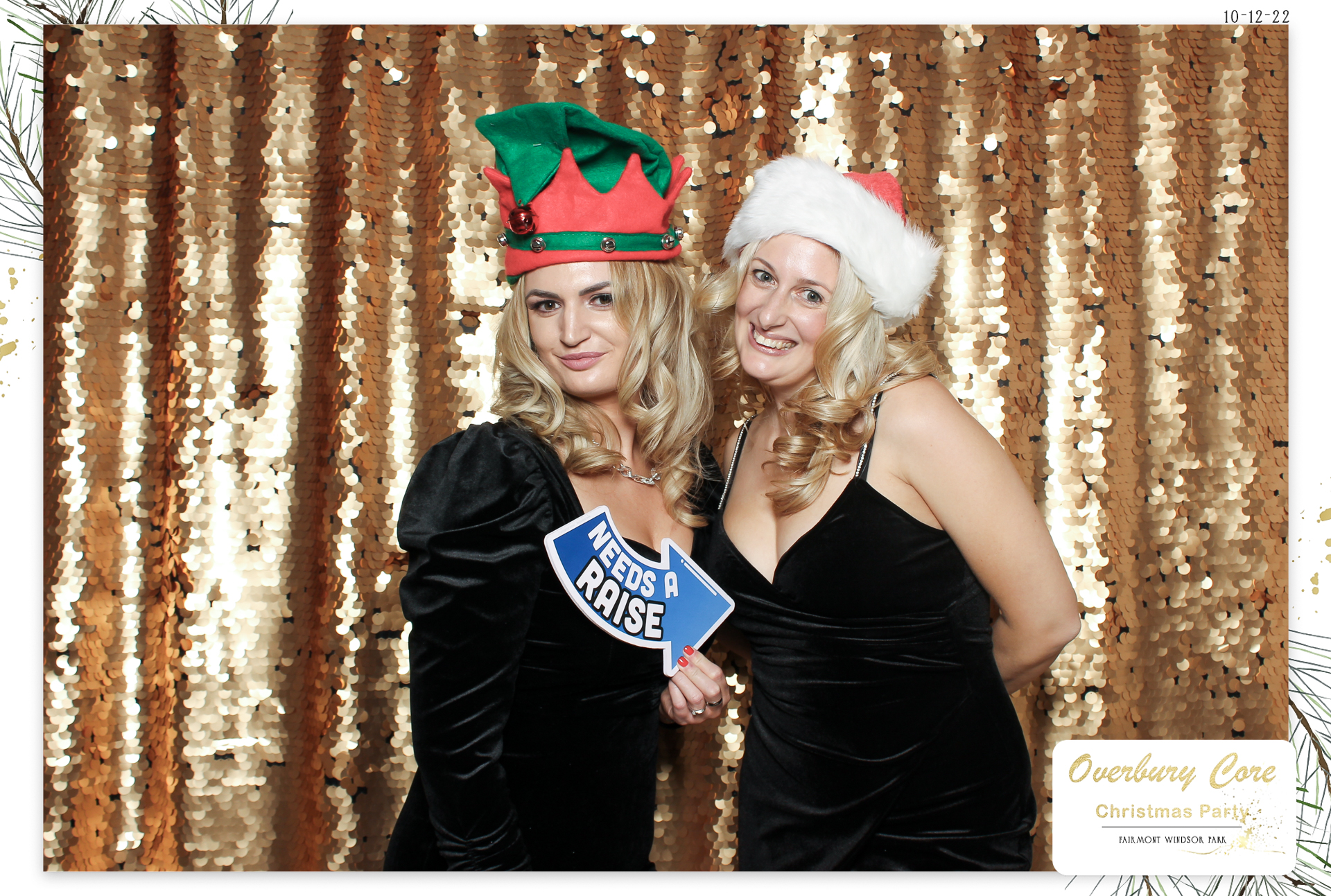 Overbury Core Christmas Party 2022 | View more photos from the event at gallery.freshbooths.com/u/FreshBooths/Overbury-Core-Christmas-Party-2022