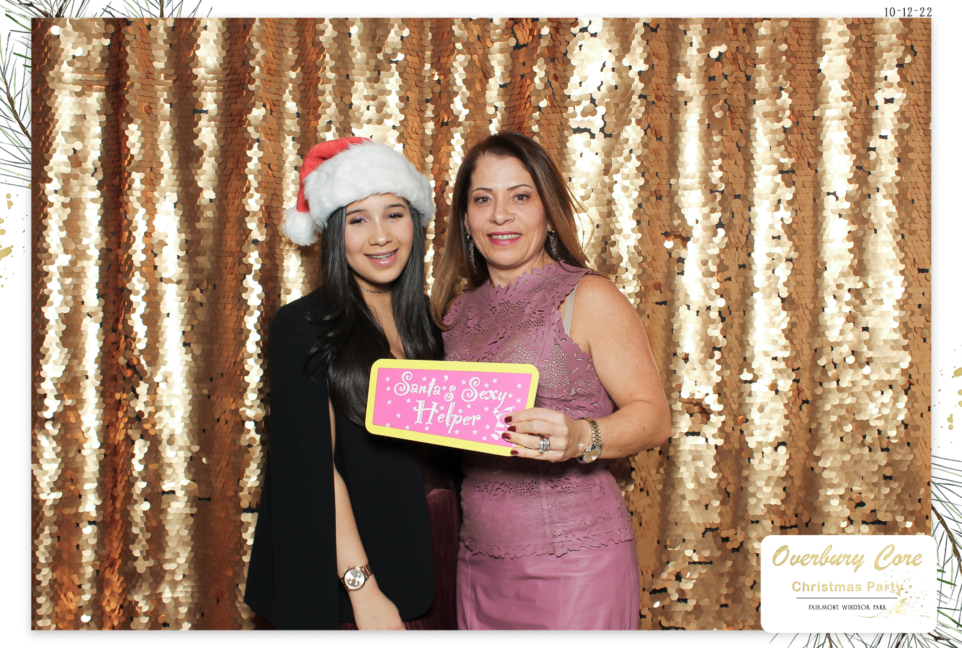 Overbury Core Christmas Party 2022 | View more photos from the event at gallery.freshbooths.com/u/FreshBooths/Overbury-Core-Christmas-Party-2022