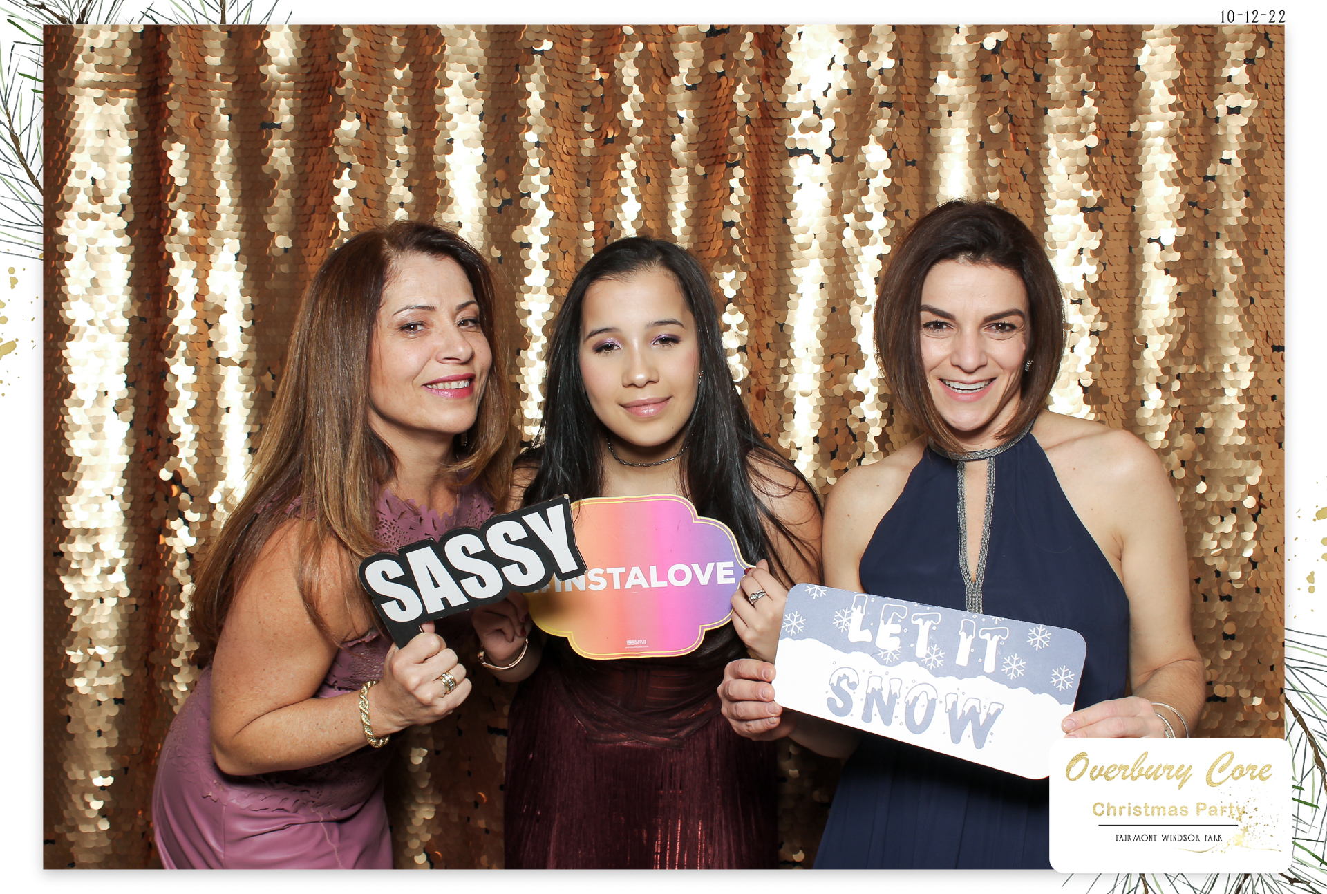 Overbury Core Christmas Party 2022 | View more photos from the event at gallery.freshbooths.com/u/FreshBooths/Overbury-Core-Christmas-Party-2022