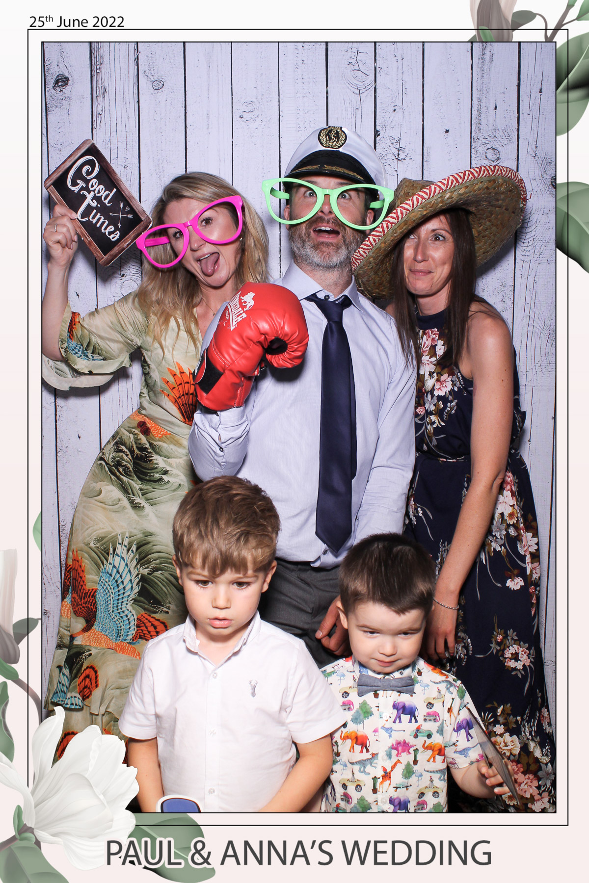Paul & Anna's Wedding - Selfie Mirror | View more photos from the event at gallery.freshbooths.com/u/FreshBooths/Paul-Annas-Wedding-Selfie-Mirror
