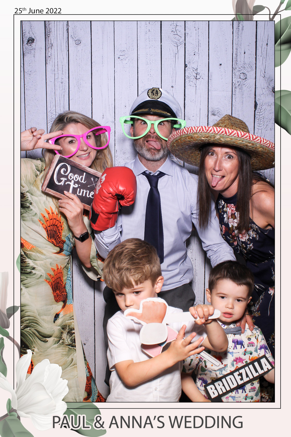 Paul & Anna's Wedding - Selfie Mirror | View more photos from the event at gallery.freshbooths.com/u/FreshBooths/Paul-Annas-Wedding-Selfie-Mirror