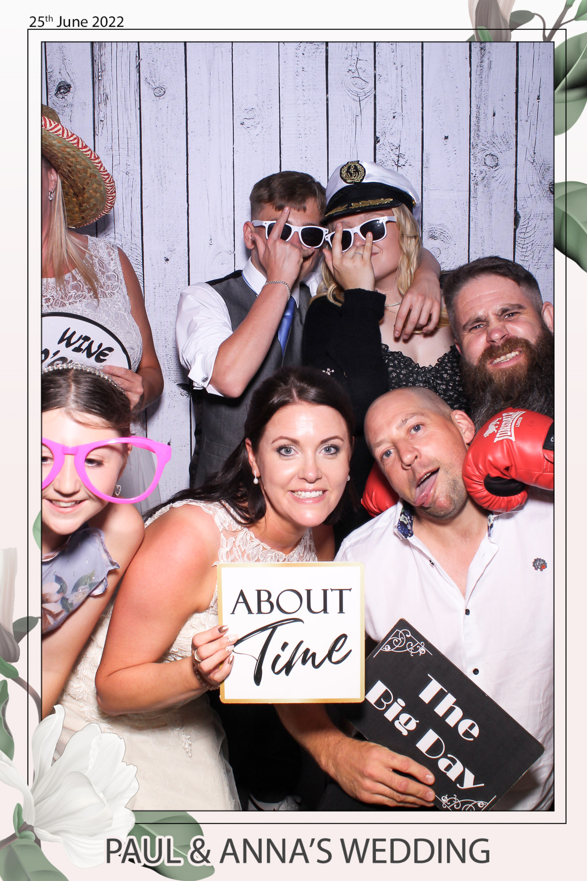 Paul & Anna's Wedding - Selfie Mirror | View more photos from the event at gallery.freshbooths.com/u/FreshBooths/Paul-Annas-Wedding-Selfie-Mirror