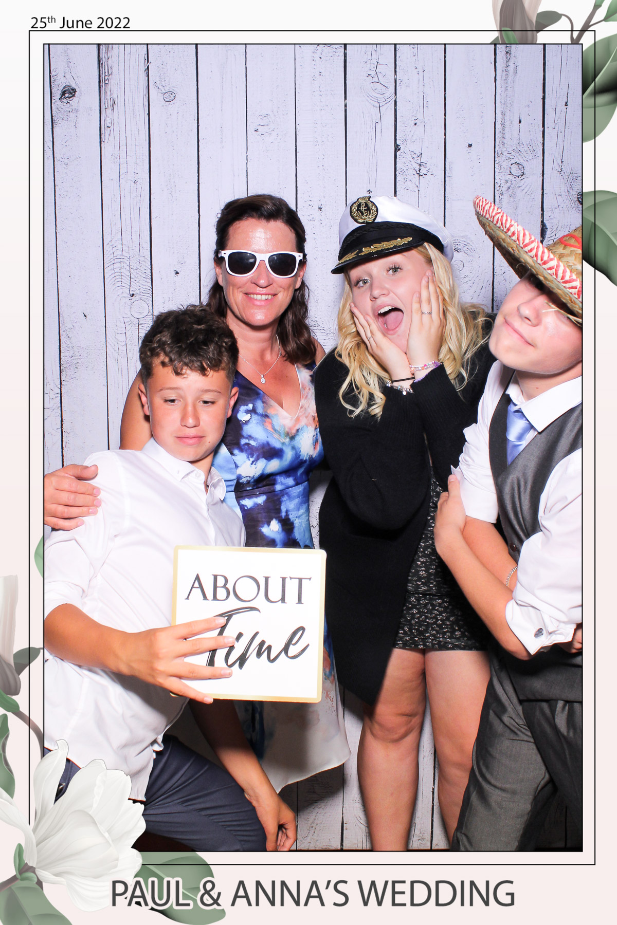 Paul & Anna's Wedding - Selfie Mirror | View more photos from the event at gallery.freshbooths.com/u/FreshBooths/Paul-Annas-Wedding-Selfie-Mirror