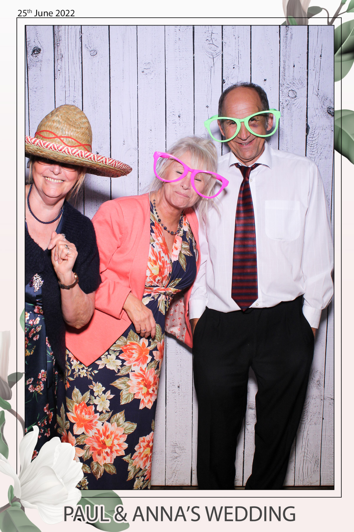 Paul & Anna's Wedding - Selfie Mirror | View more photos from the event at gallery.freshbooths.com/u/FreshBooths/Paul-Annas-Wedding-Selfie-Mirror
