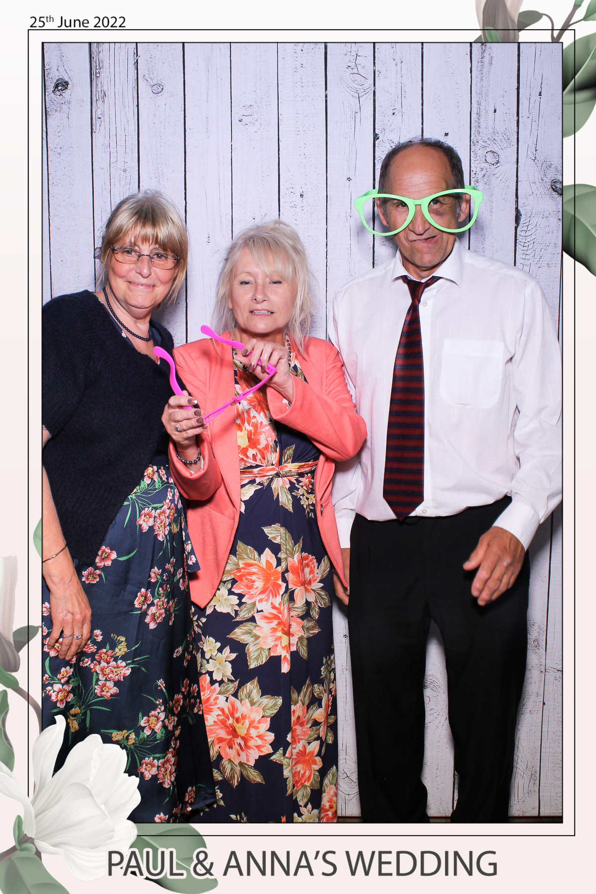 Paul & Anna's Wedding - Selfie Mirror | View more photos from the event at gallery.freshbooths.com/u/FreshBooths/Paul-Annas-Wedding-Selfie-Mirror